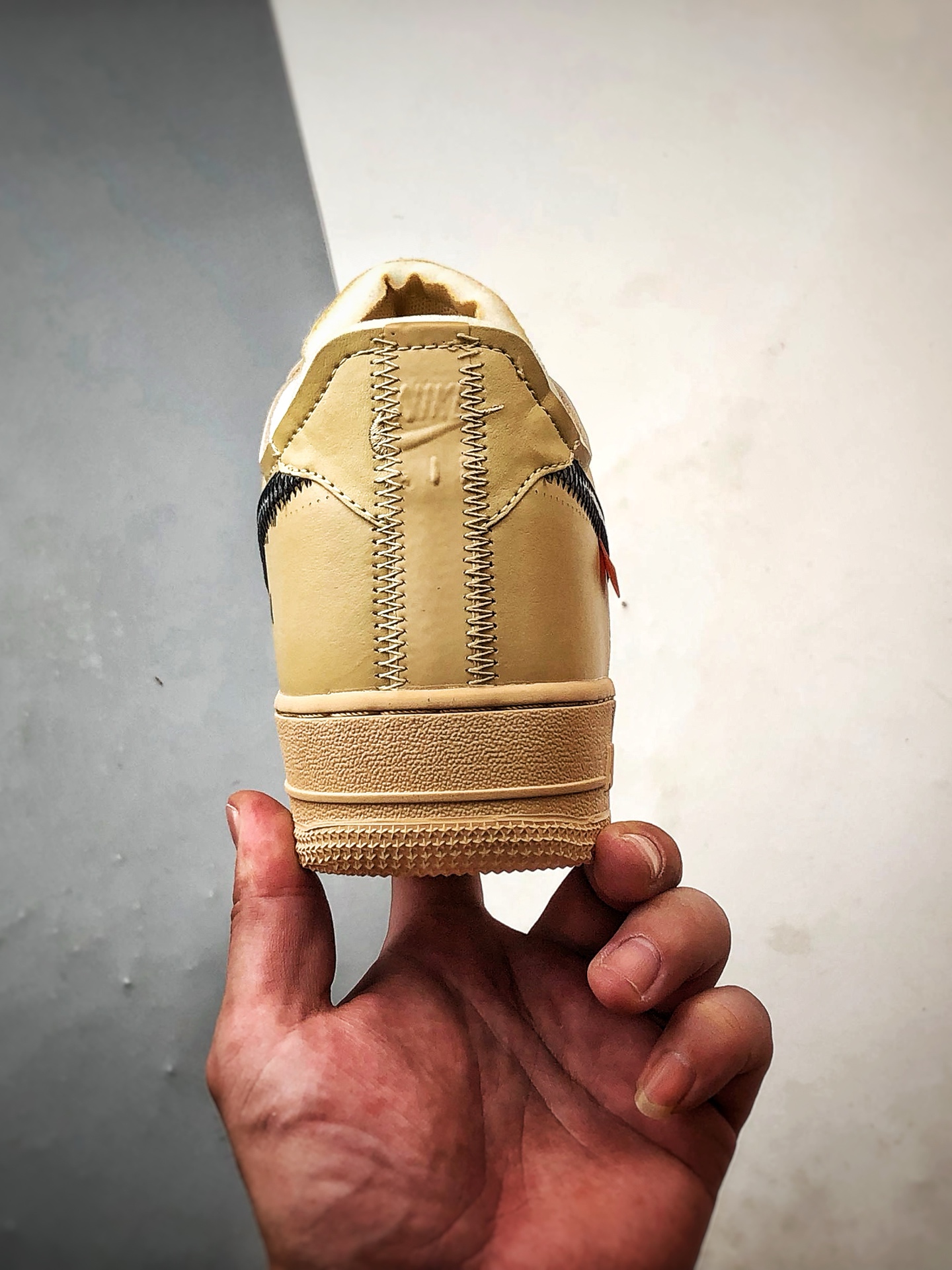 380 Off-White x NK Air Force 1 ”Sesame” 金色艺术馆 FD6900-200