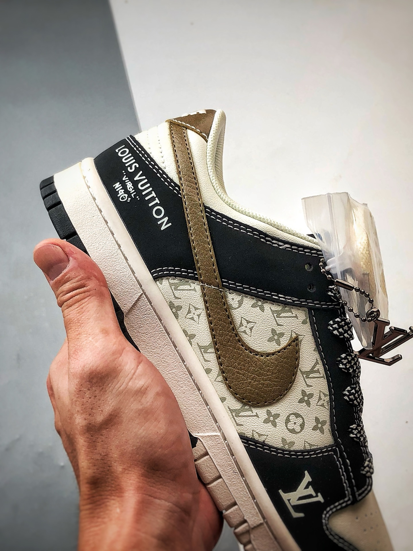 NK Dunk Low Retro ”DIY高端定制” LV印花黑白棕钩 低帮休闲运动板鞋 CS1688-130