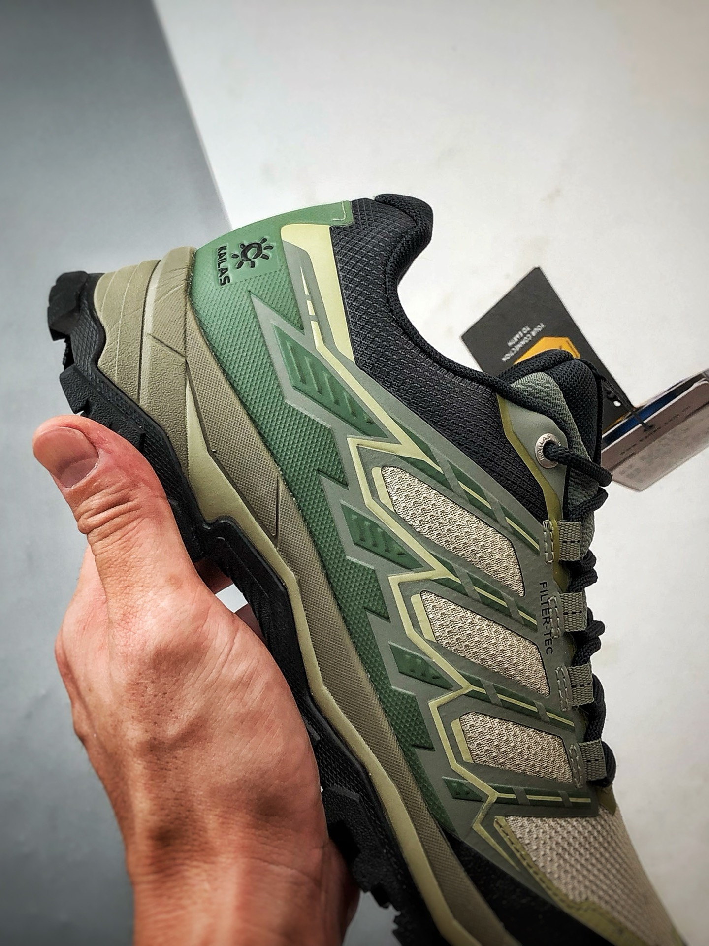 280 凯乐石KAILAS 远征5 FLT 荒野绿 户外低帮防水登山徒步运动鞋