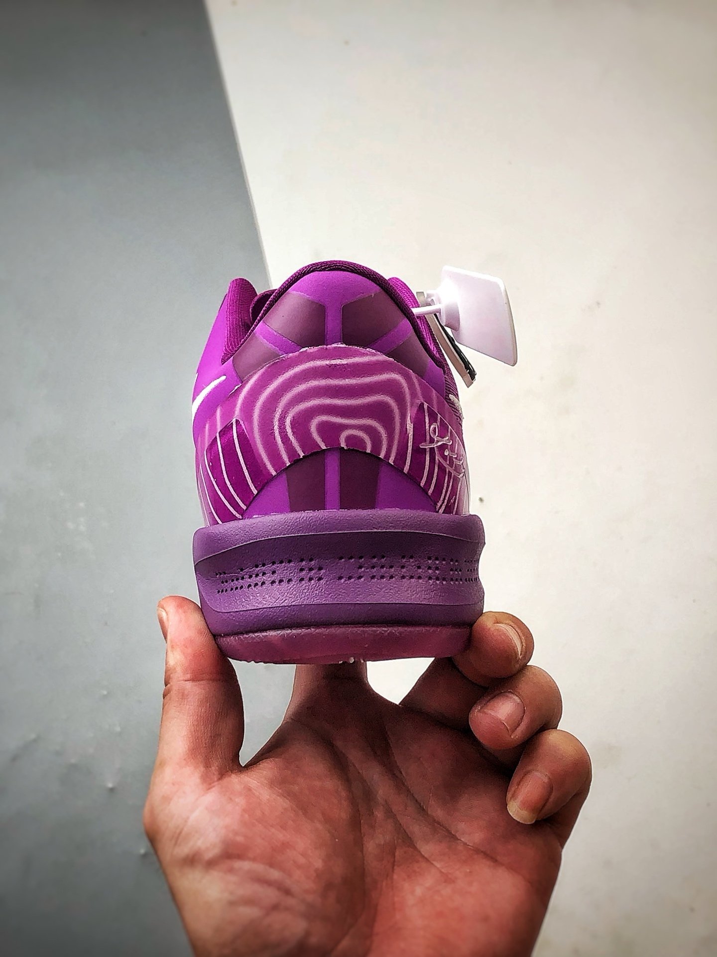 NK Kobe 8 Protro ”Eybl” PE 灭世纯原科比8代 紫色 HJ7265-500