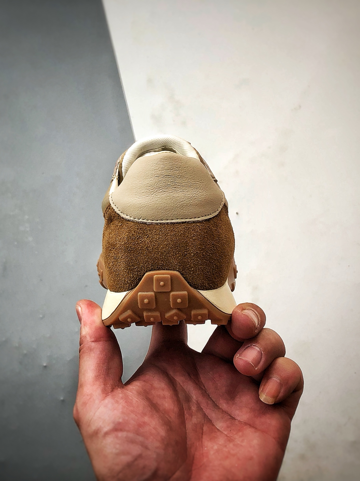 P220 真美诗joypeace 小彩蛋 city walk选手 棕色 精美花纹刺绣阿甘德训复古潮流生活休闲鞋