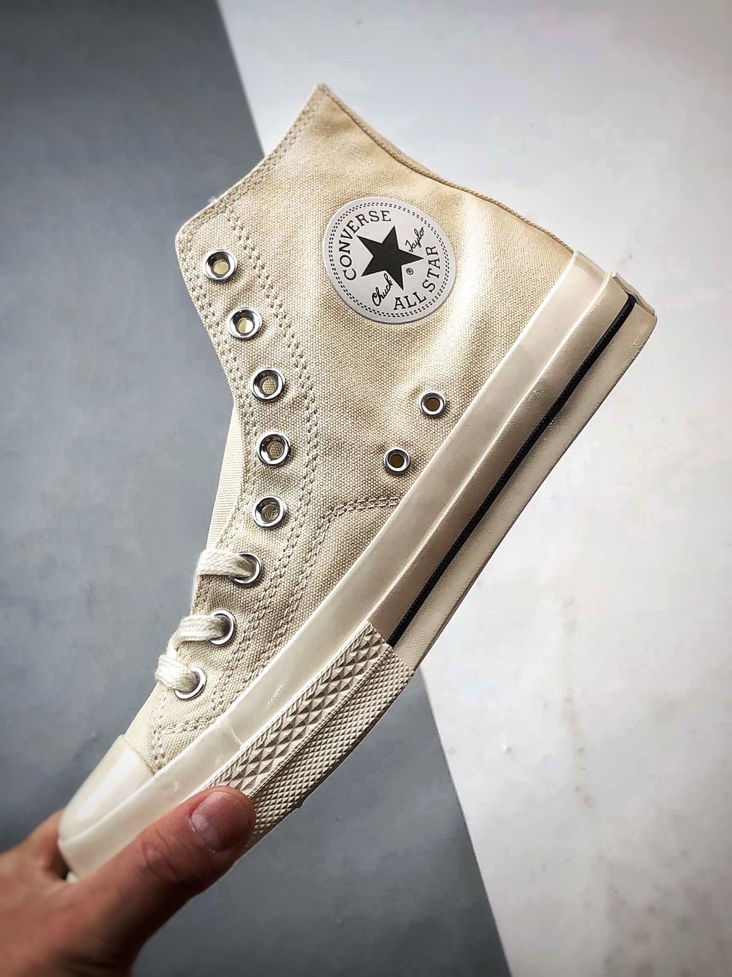 Converse All Star SQUARETOE Hi 米色 匡威新款 日本限定新款方头系列高帮休闲帆布鞋 31316081-莆田鞋,莆田鞋货源,高仿鞋,高仿鞋货源,安福档口,莆田高仿鞋,莆田鞋批发,高仿鞋批发,莆田高仿运动鞋,高仿运动鞋,莆田运动鞋 Converse All Star SQUARETOE Hi 米色 匡威新款 日本限定新款方头系列高帮休闲帆布鞋 31316081