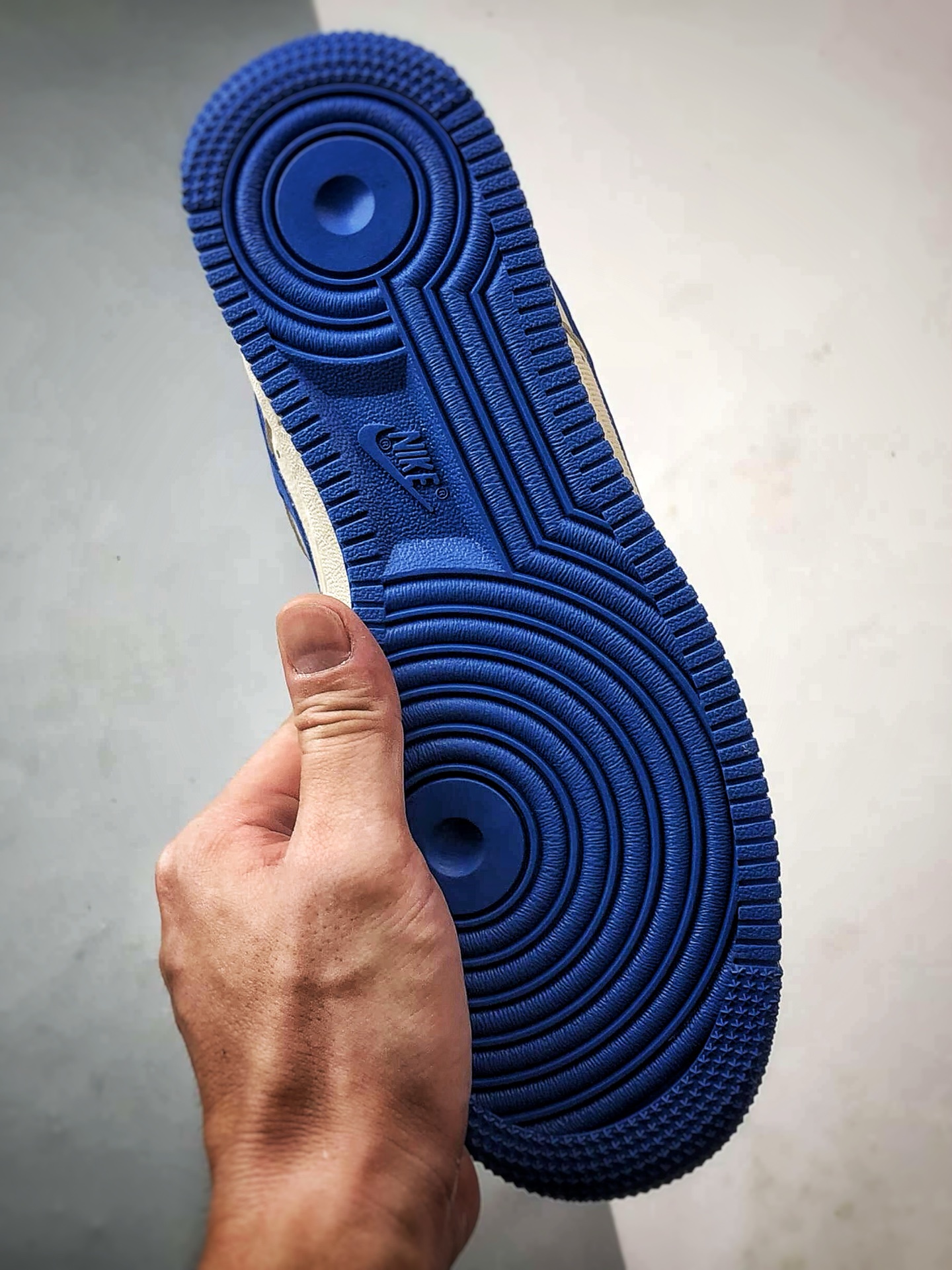 LV x Air Force 1 Low 燕麦灰蓝 QW5836-025