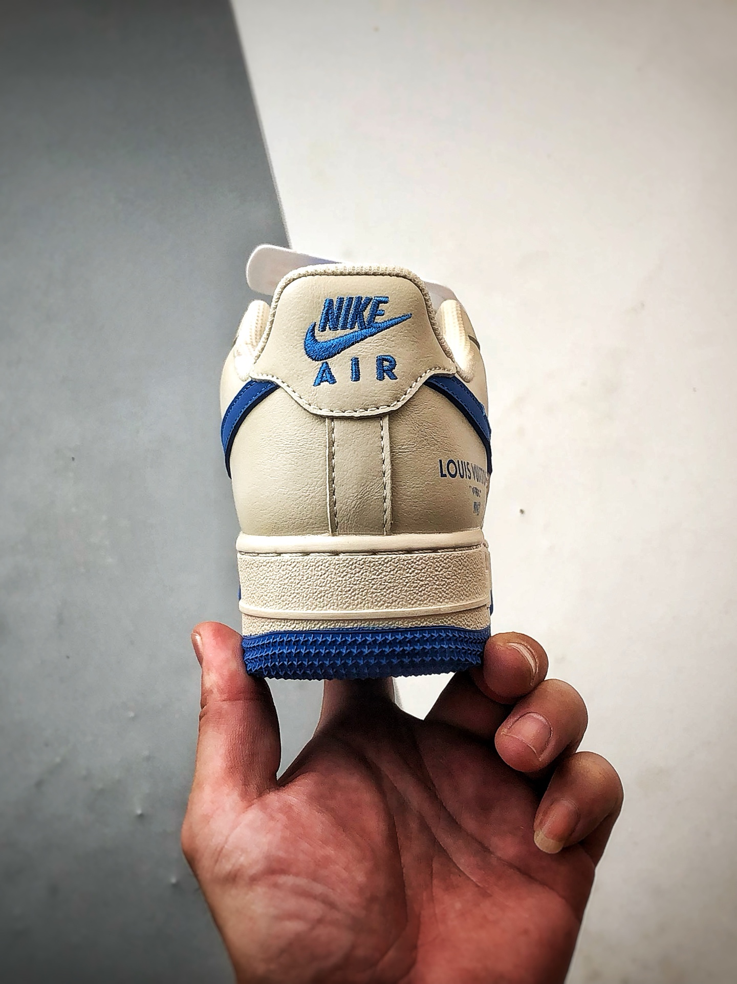 LV x Air Force 1 Low 燕麦灰蓝 QW5836-025