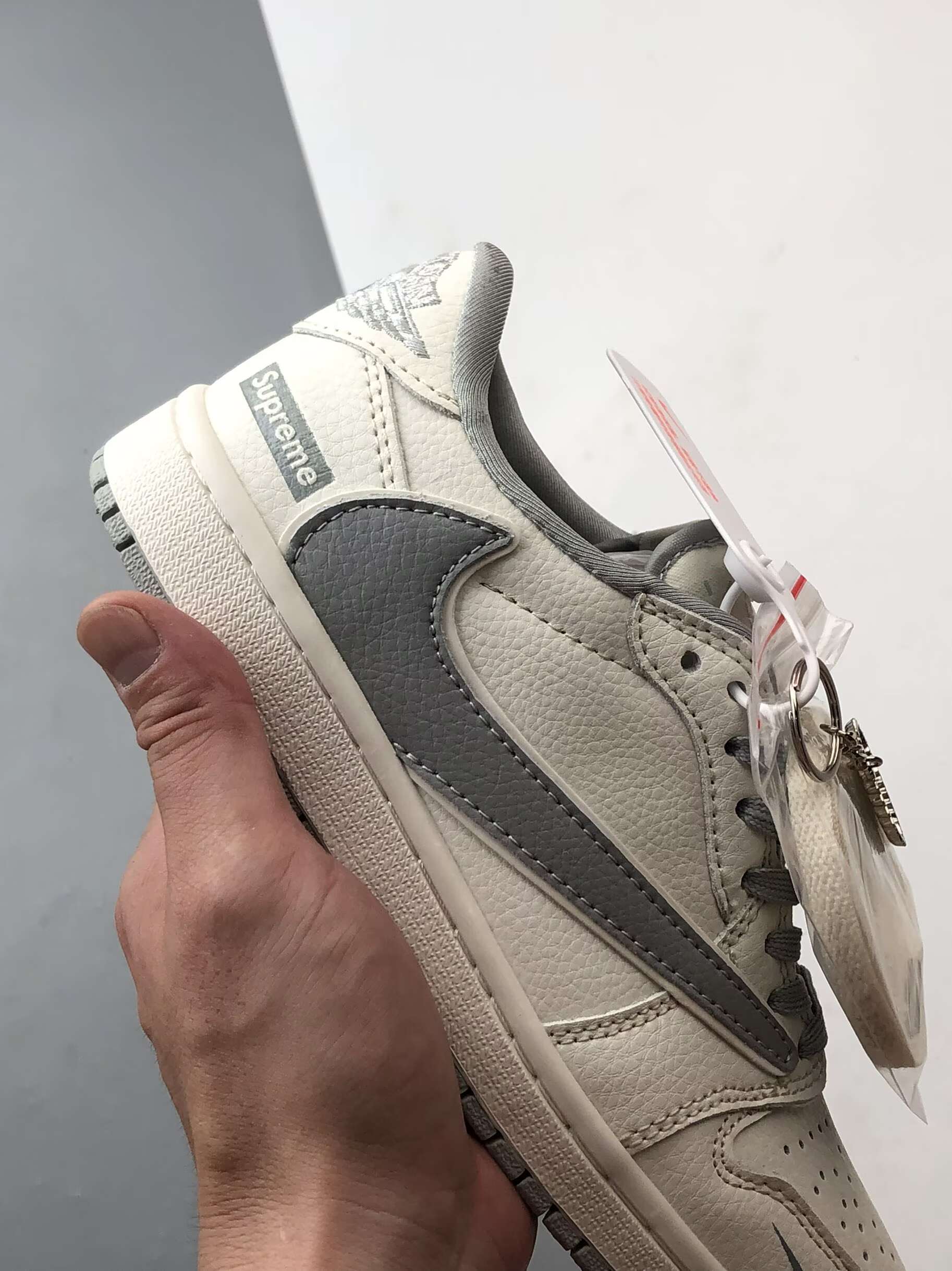 Air Jordan 1 Low ”高端定制” Sup米白灰倒钩 JW1188-155
