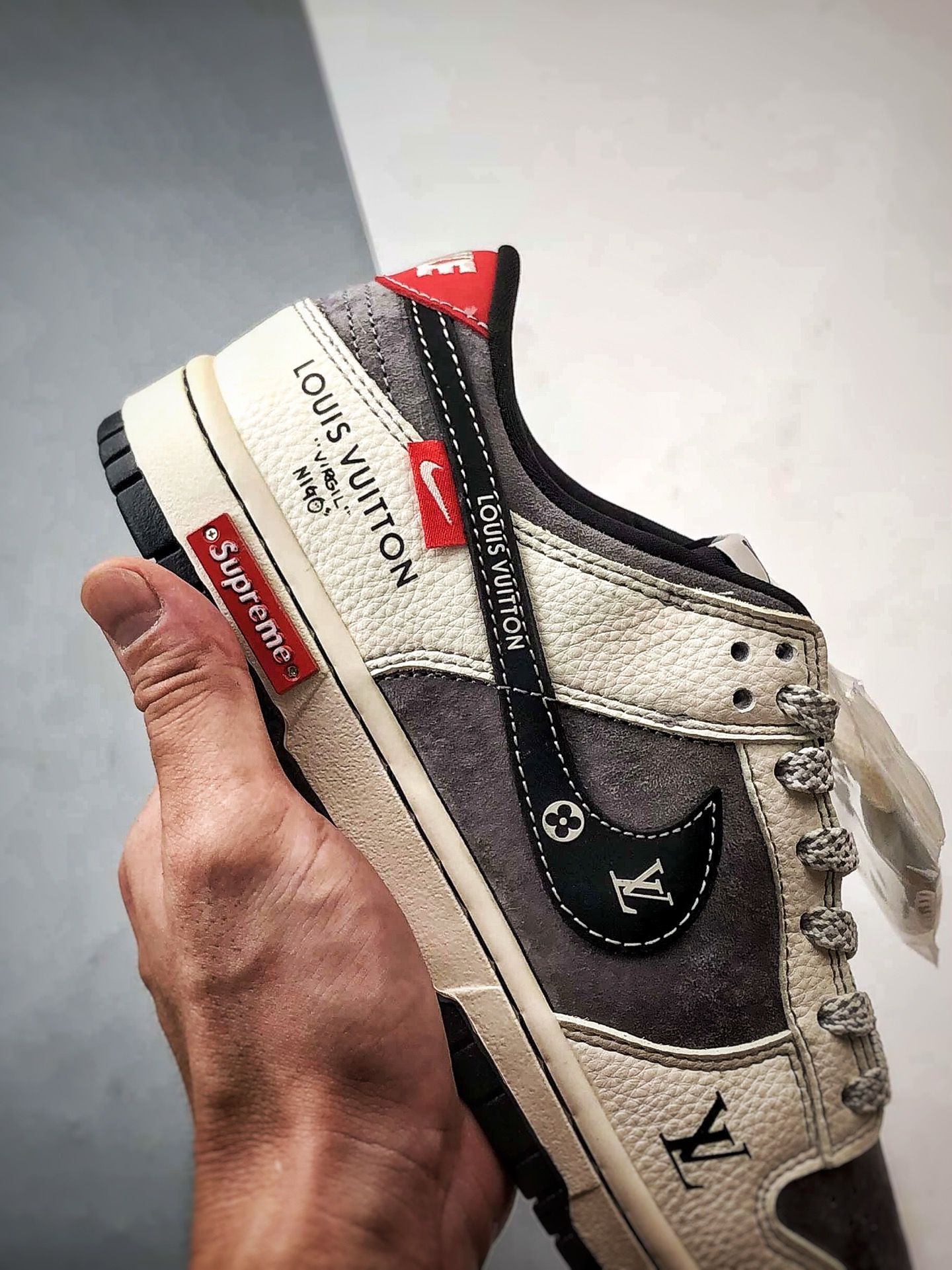 NK Dunk Low Retro ”DIY高端定制” LV猪八拼接米灰黑 低帮休闲运动板鞋 CX5050-Y17