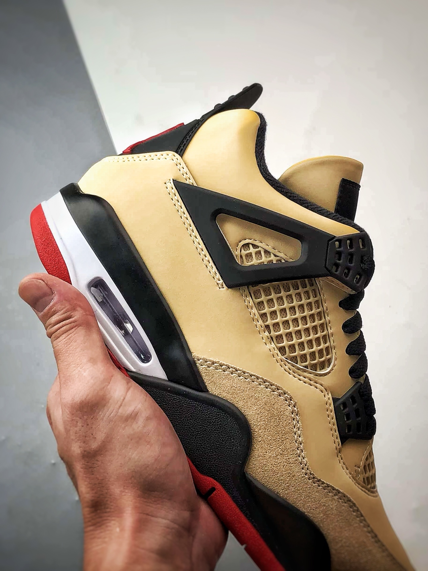 Air Jordan 4 Retro“Pizza” 披萨卡其黑红 IH2094-200