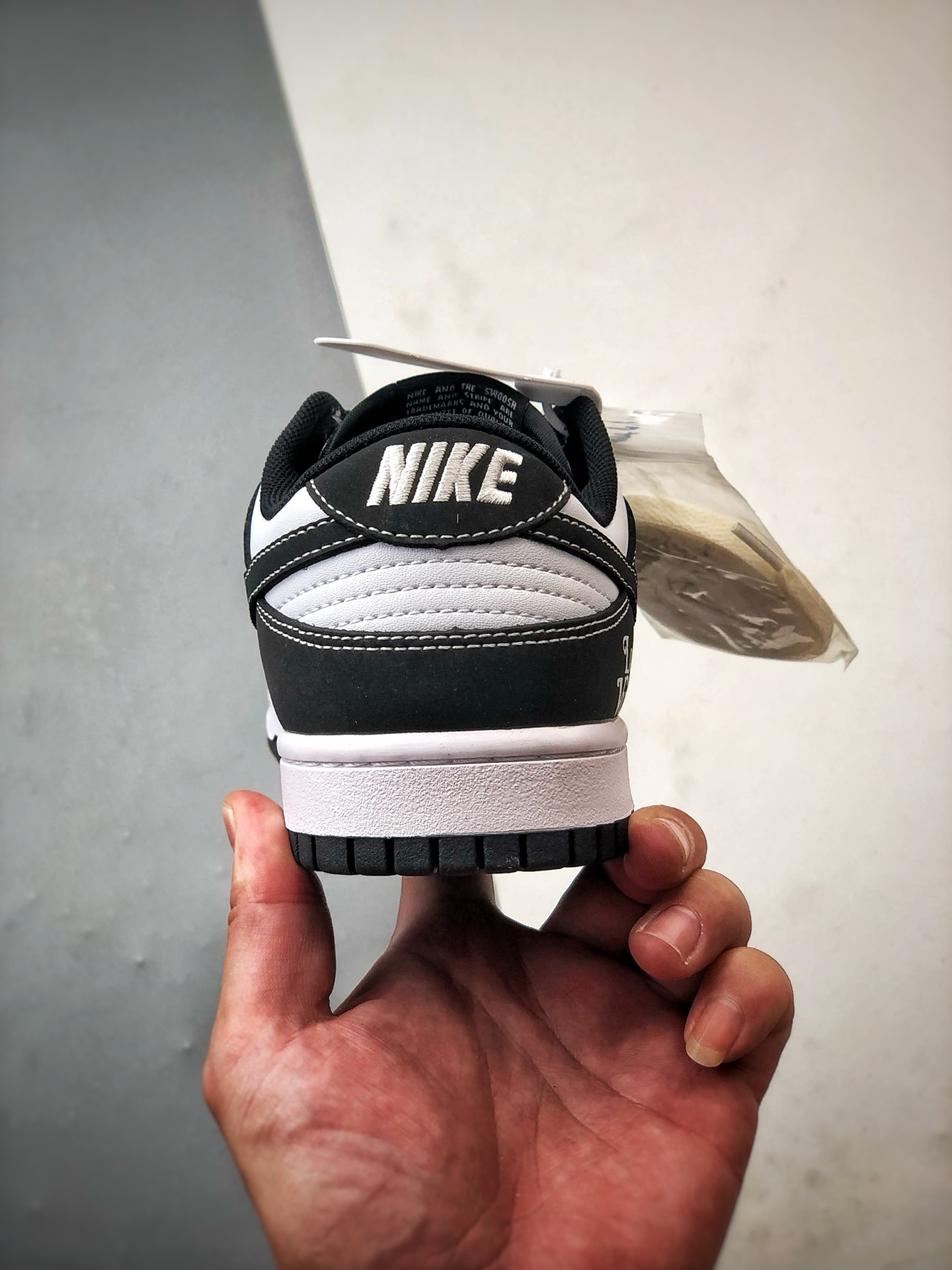 NK Dunk Low Retro ”DIY高端定制” LV印花白黑 低帮休闲运动板鞋 CS1688-129