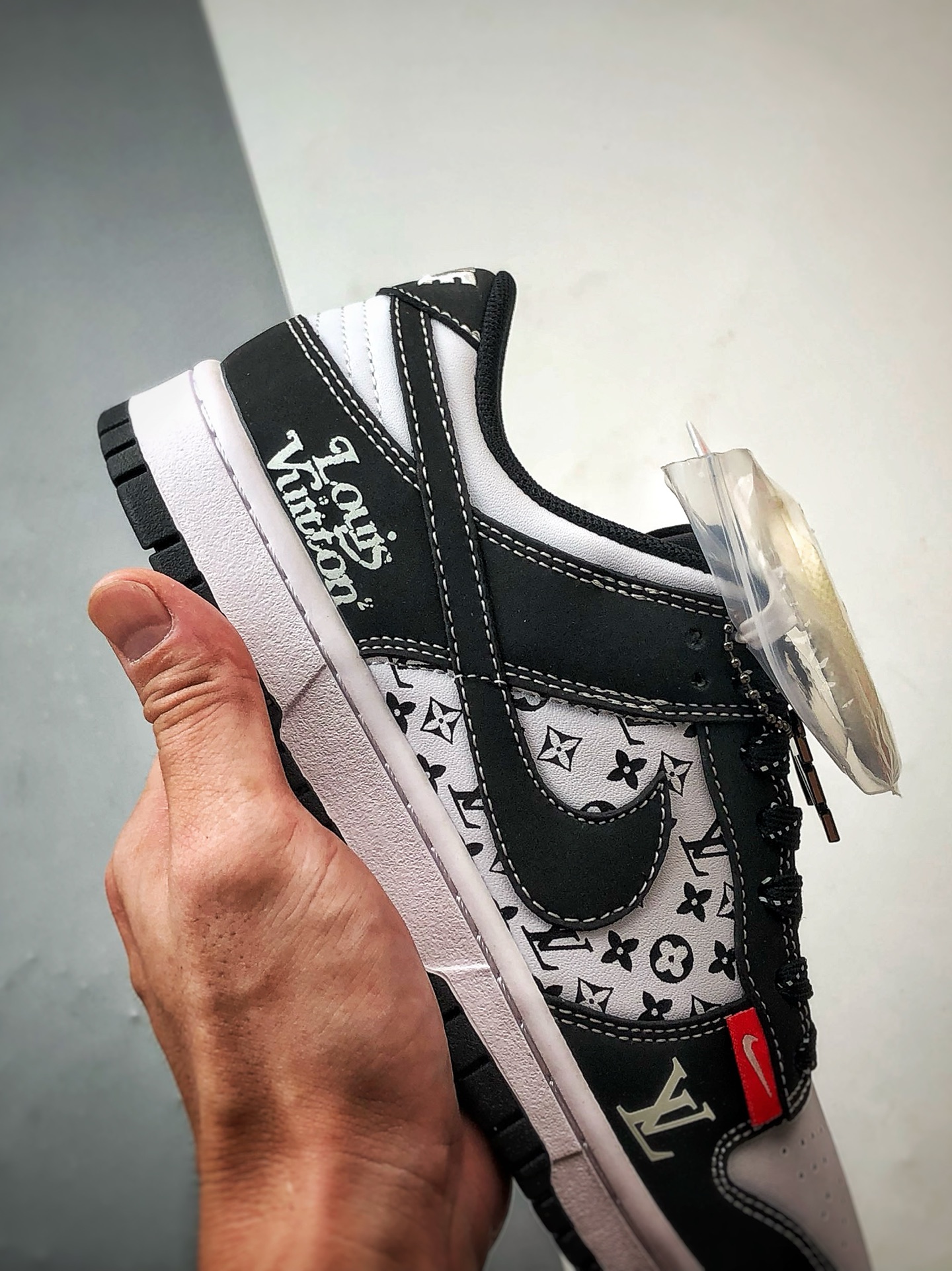 NK Dunk Low Retro ”DIY高端定制” LV印花白黑 低帮休闲运动板鞋 CS1688-129