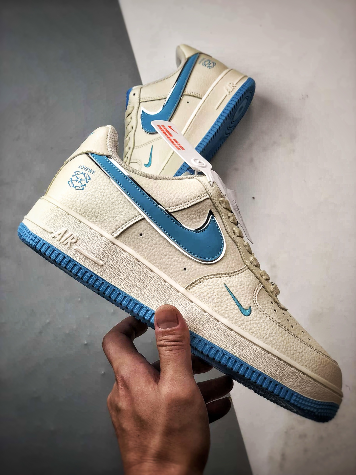 Leo x Air Force 1 Low 米白蓝 BZ6880-106