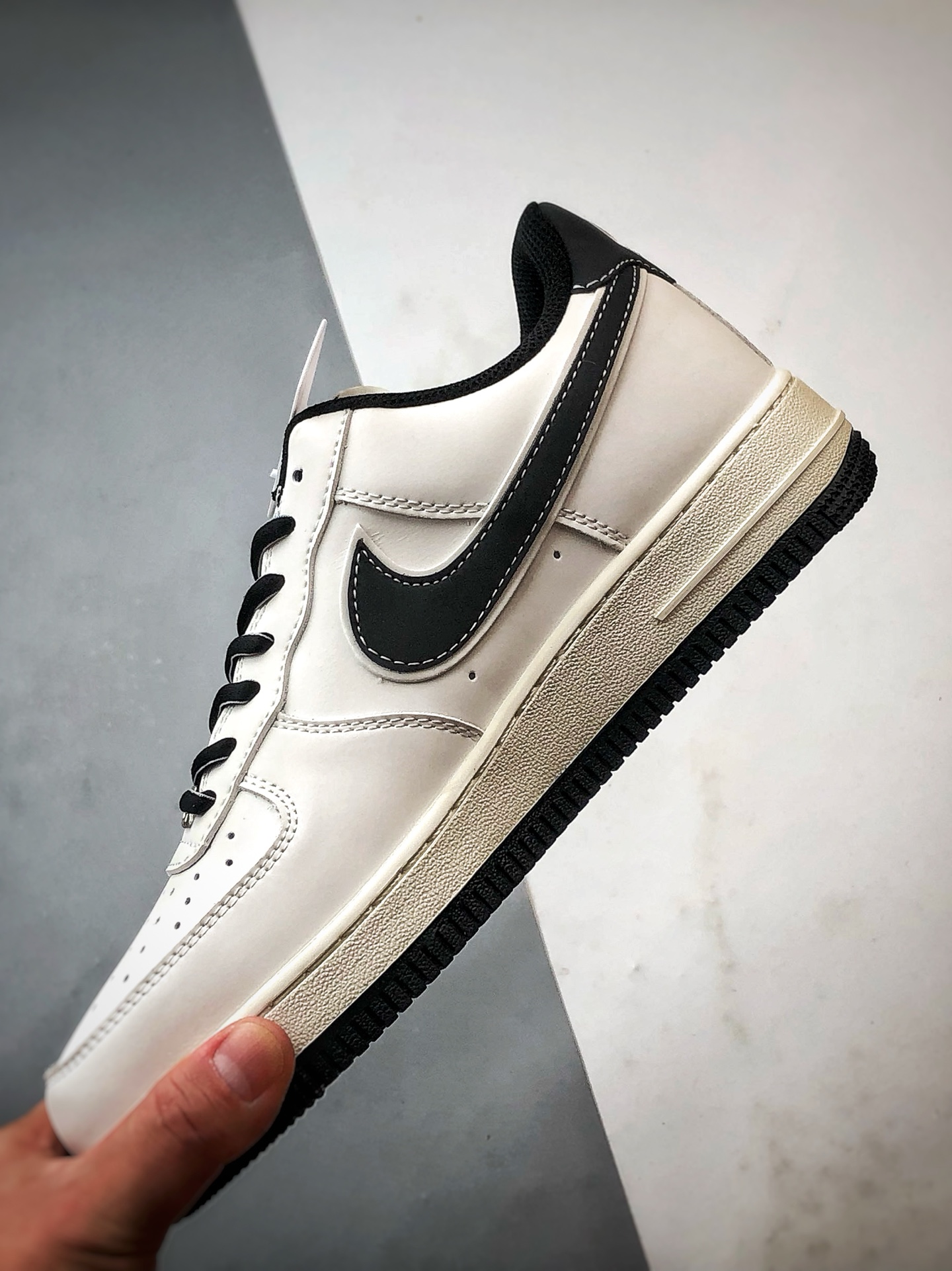 Stussy x Air Force 1 Low 白黑小双钩 CS5288-037