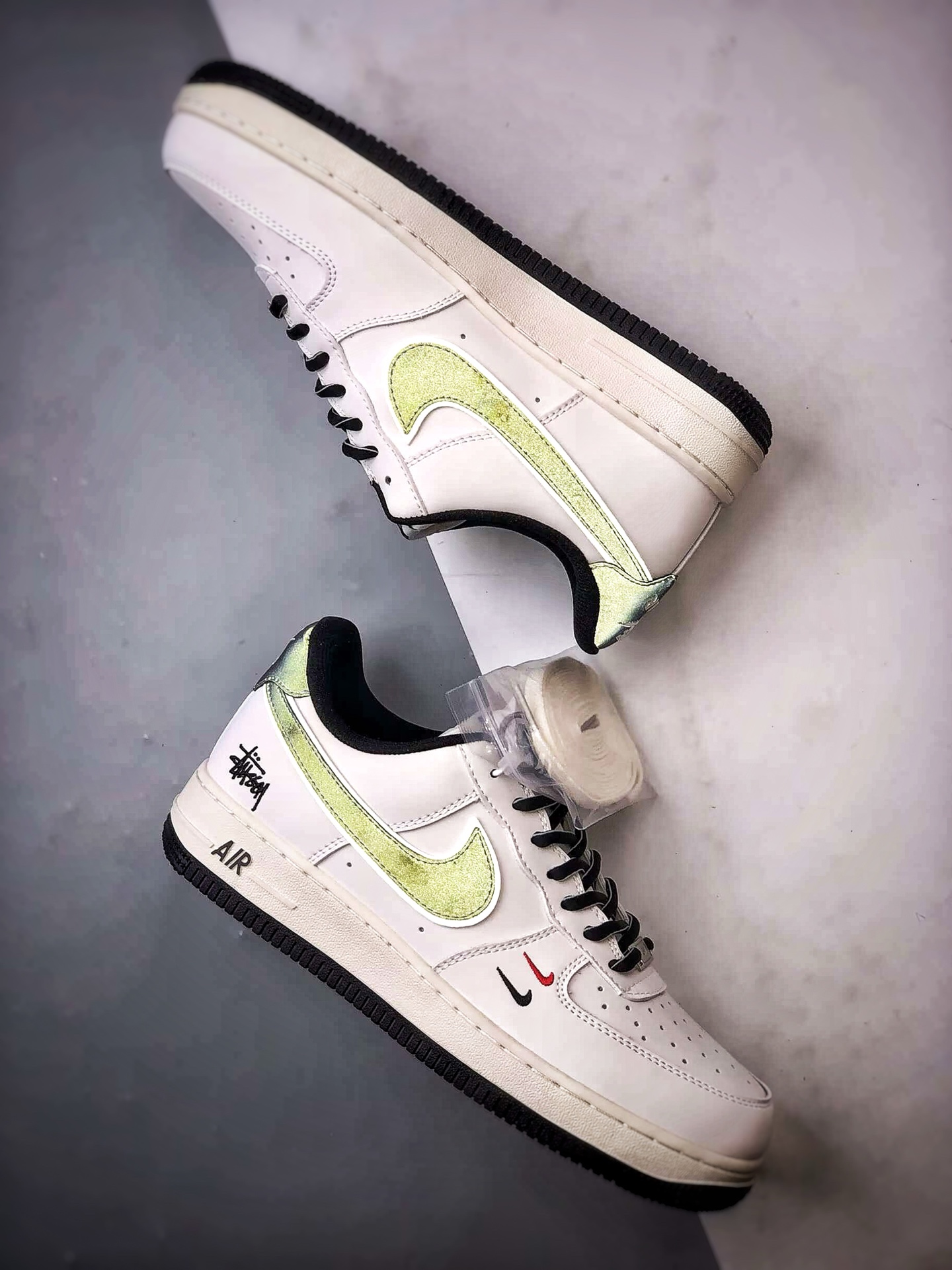 Stussy x Air Force 1 Low 白黑小双钩 CS5288-037