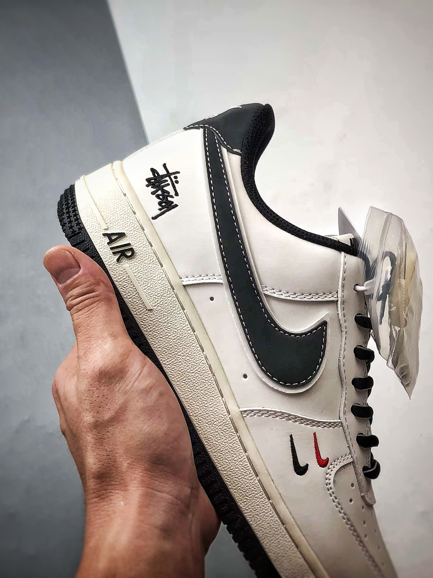 Stussy x Air Force 1 Low 白黑小双钩 CS5288-037