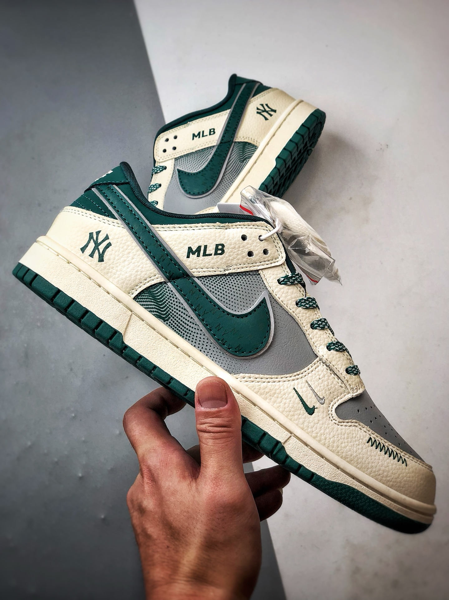 NK Dunk Low Retro ”DIY高端定制” MLB米灰绿 低帮休闲运动板鞋 SJ2025-001