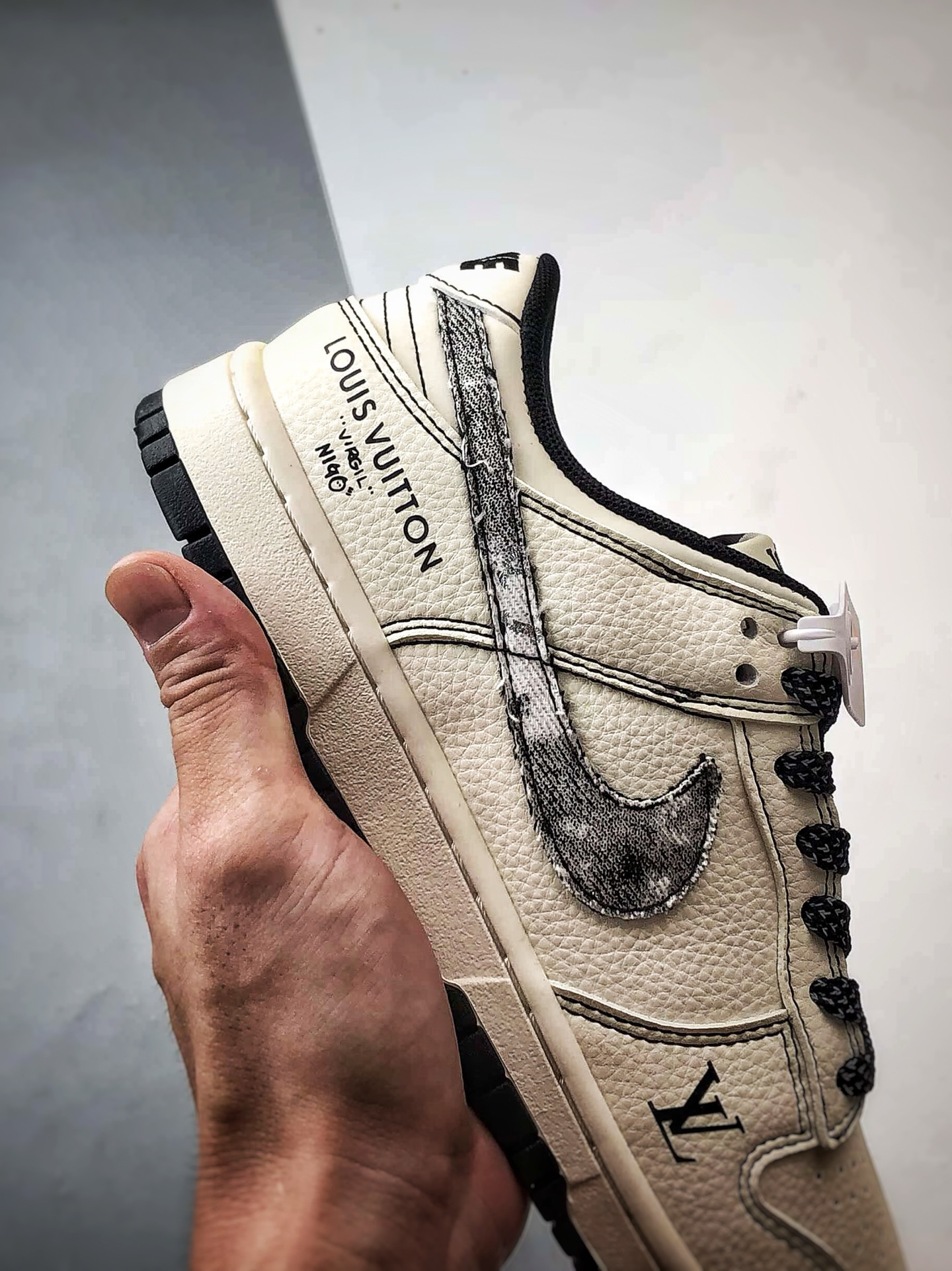 Air Jordan 1 Low ”高端定制” LV米白黑织布钩 JP1648-027