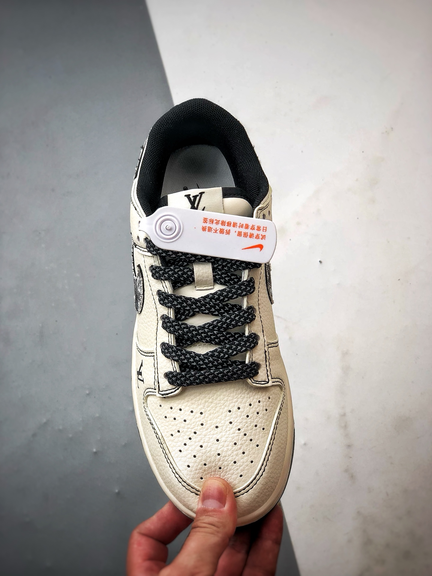 Air Jordan 1 Low ”高端定制” LV米白黑织布钩 JP1648-027