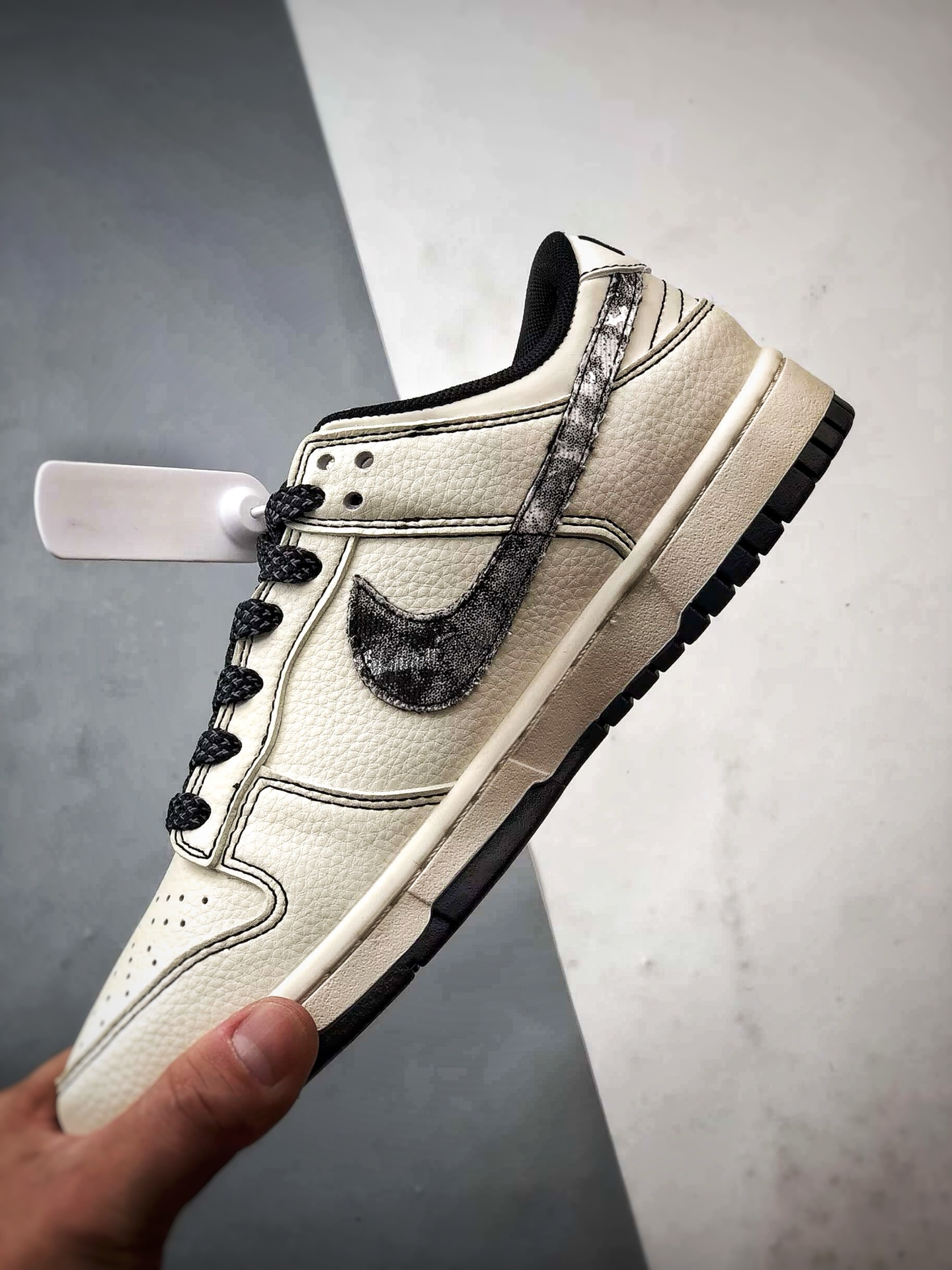 Air Jordan 1 Low ”高端定制” LV米白黑织布钩 JP1648-027