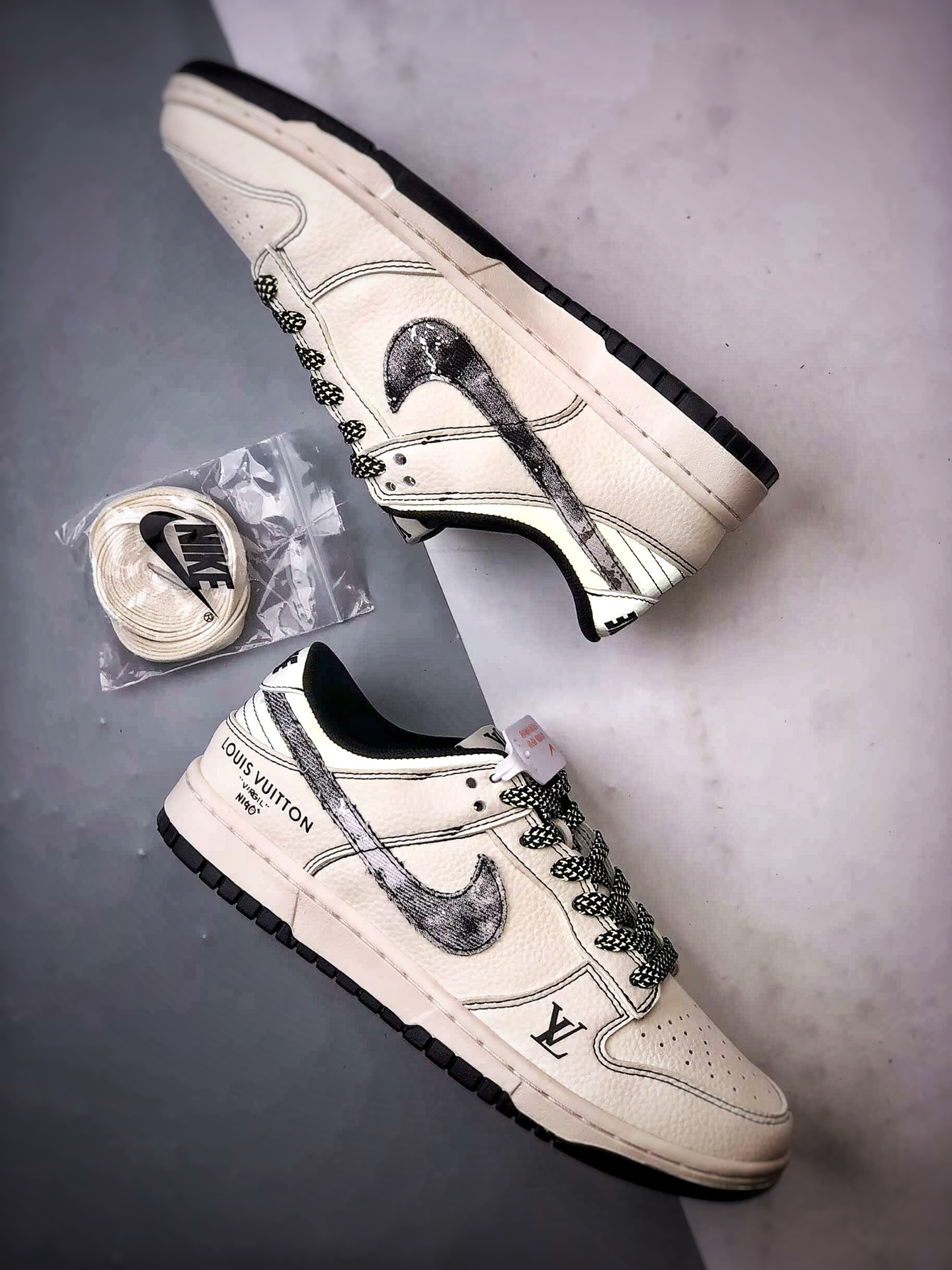 Air Jordan 1 Low ”高端定制” LV米白黑织布钩 JP1648-027