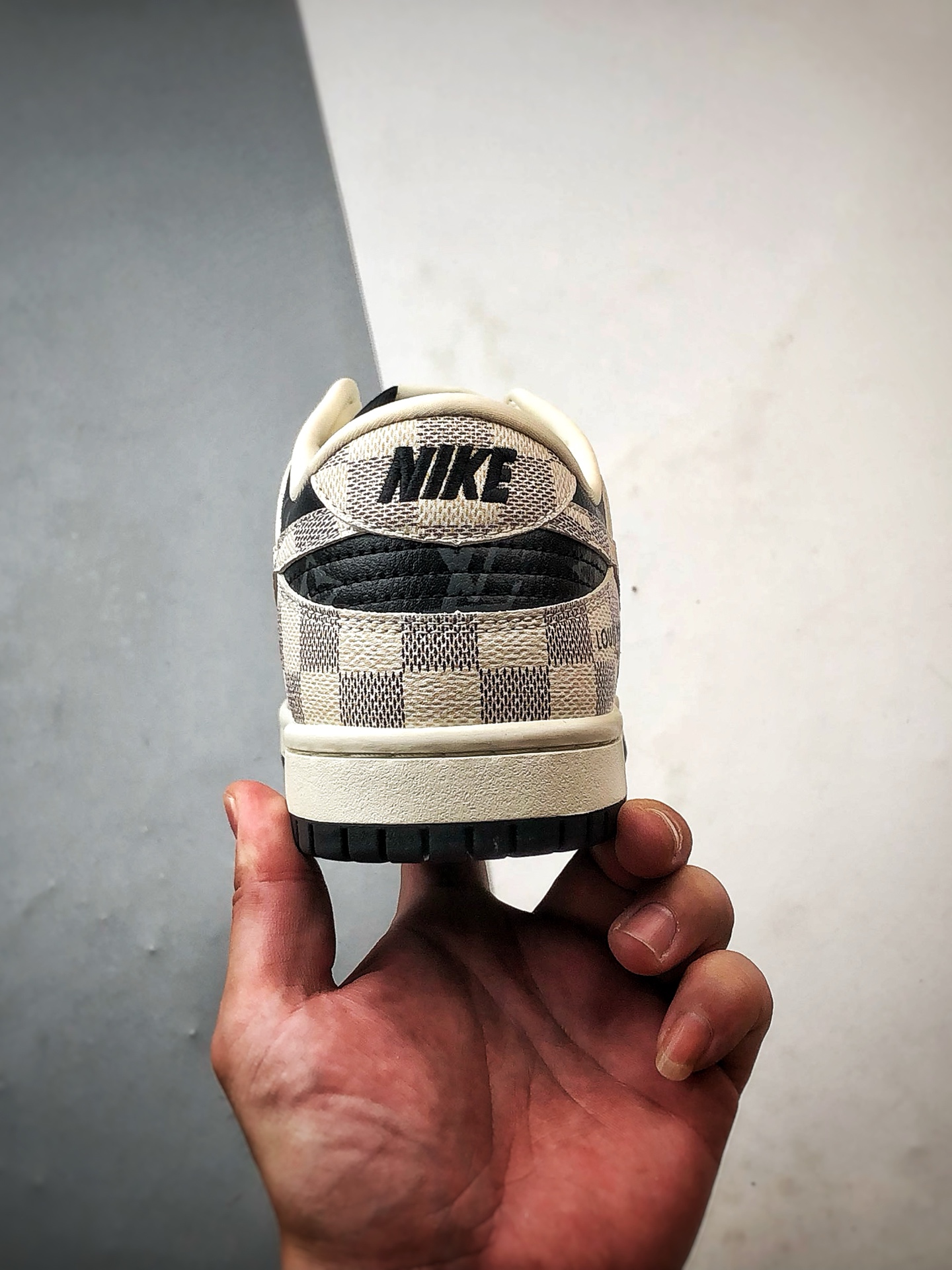 Air Jordan 1 Low ”高端定制” LV印花米黑棋盘格 SC0601-452