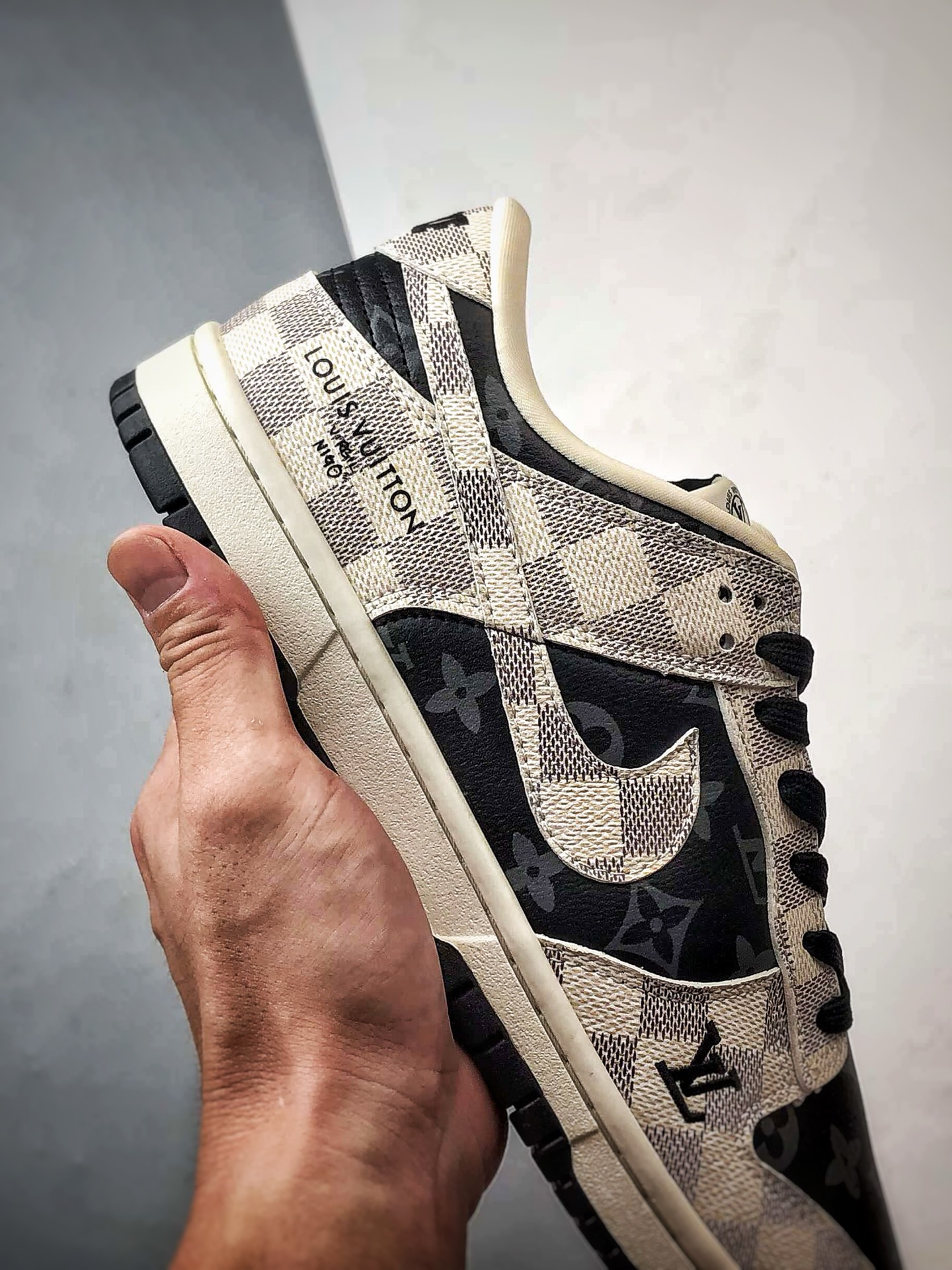 Air Jordan 1 Low ”高端定制” LV印花米黑棋盘格 SC0601-452