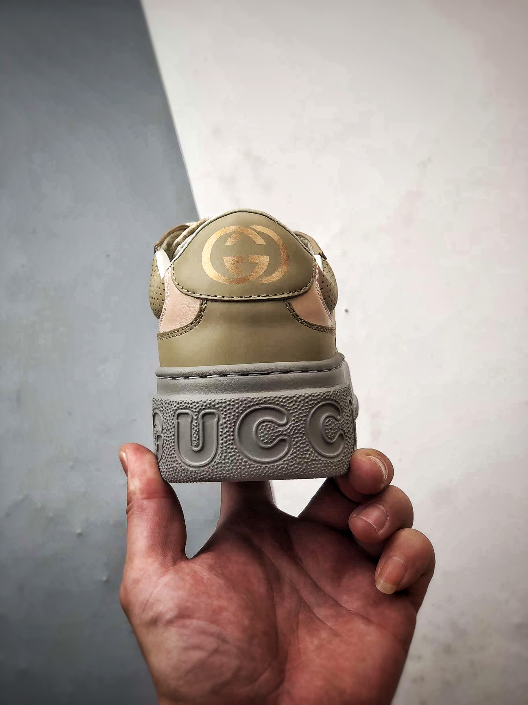 480 Chunky B Sneaker系列 麦粉色 低帮厚底增高休闲时尚饼干鞋