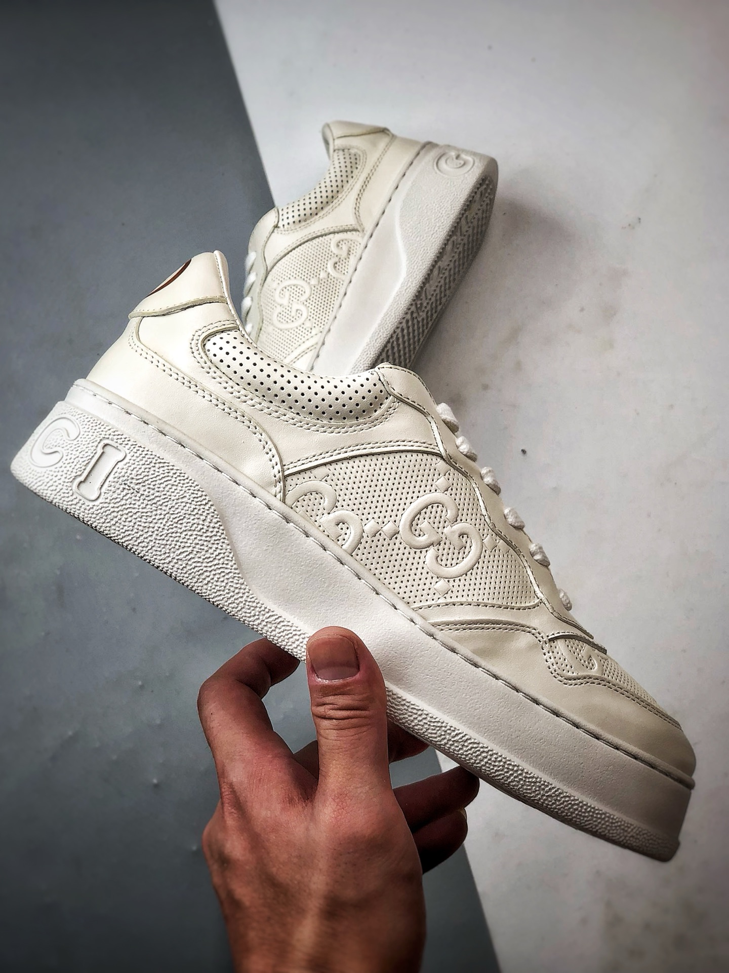 480 Chunky B Sneaker系列 白色 低帮厚底增高休闲时尚饼干鞋