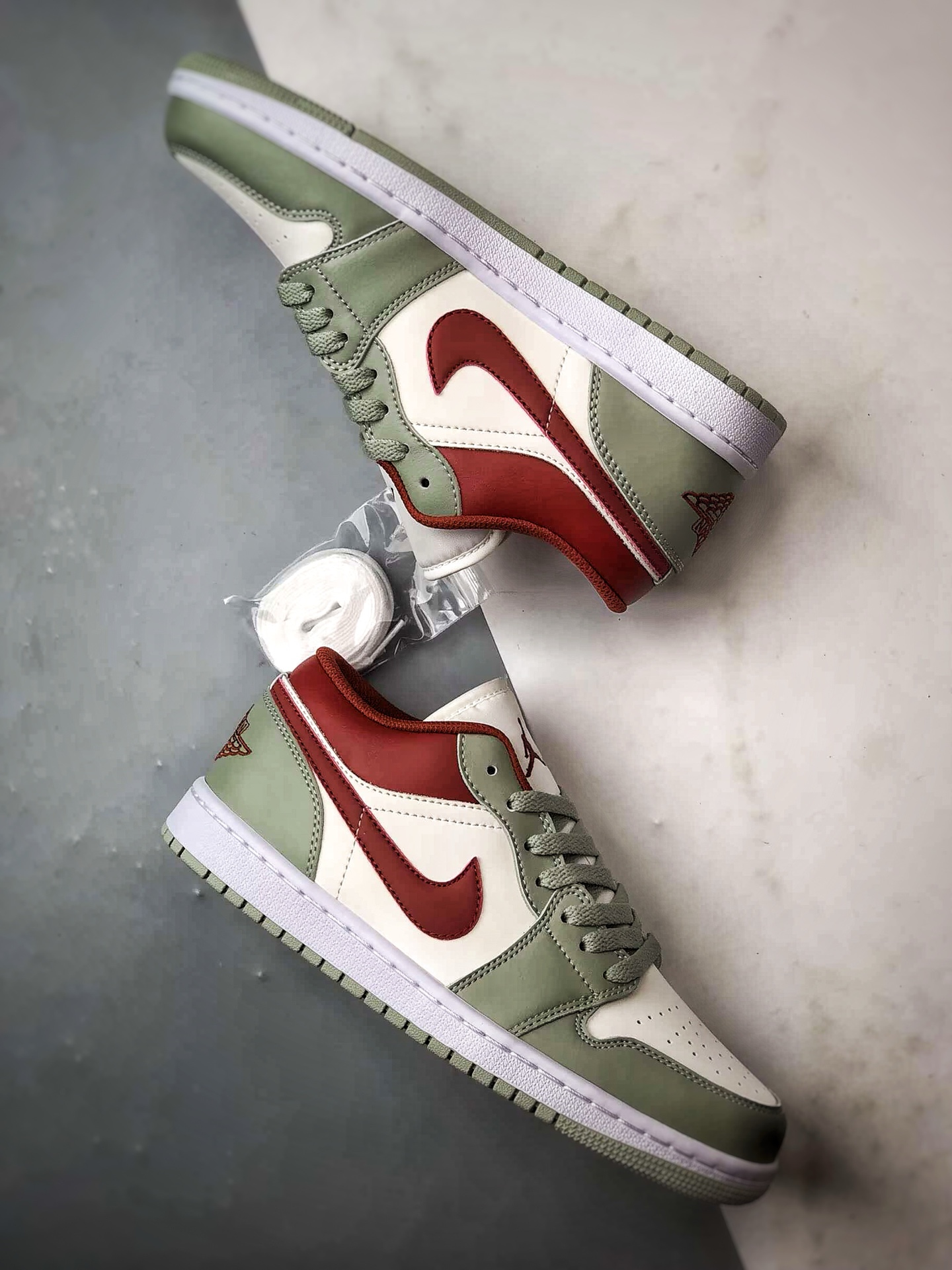 Air Jordan 1 Low 白绿红 553558-133
