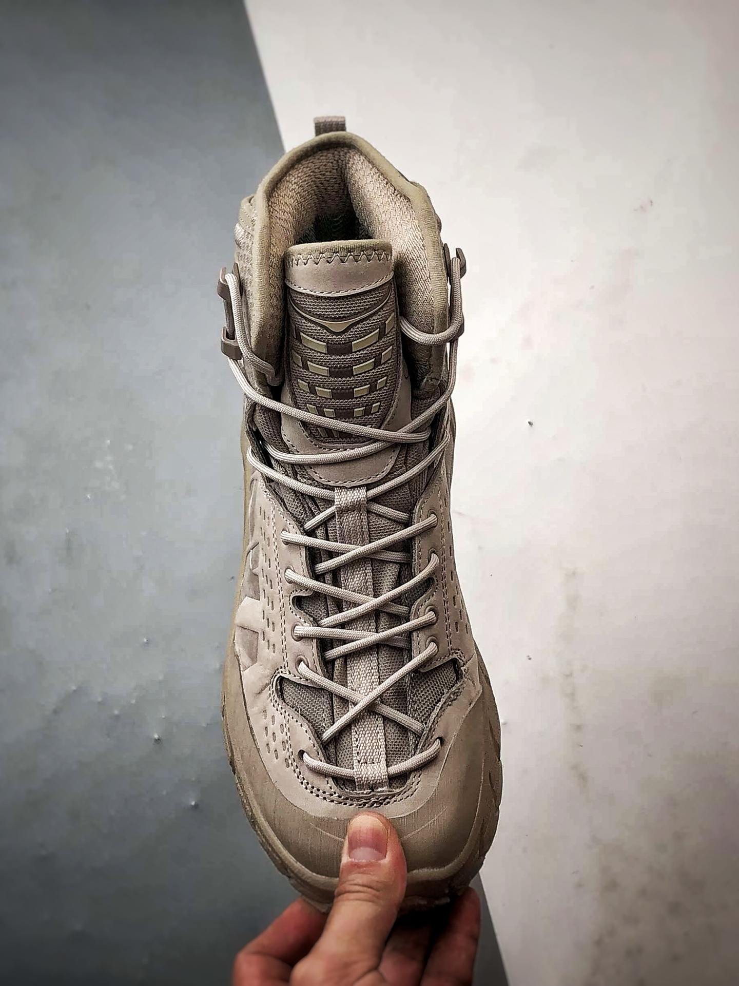 450 Hoka One One Tor Uitra High 米色 托亚潮流户外高帮越野登山功能鞋 1129958-STPST