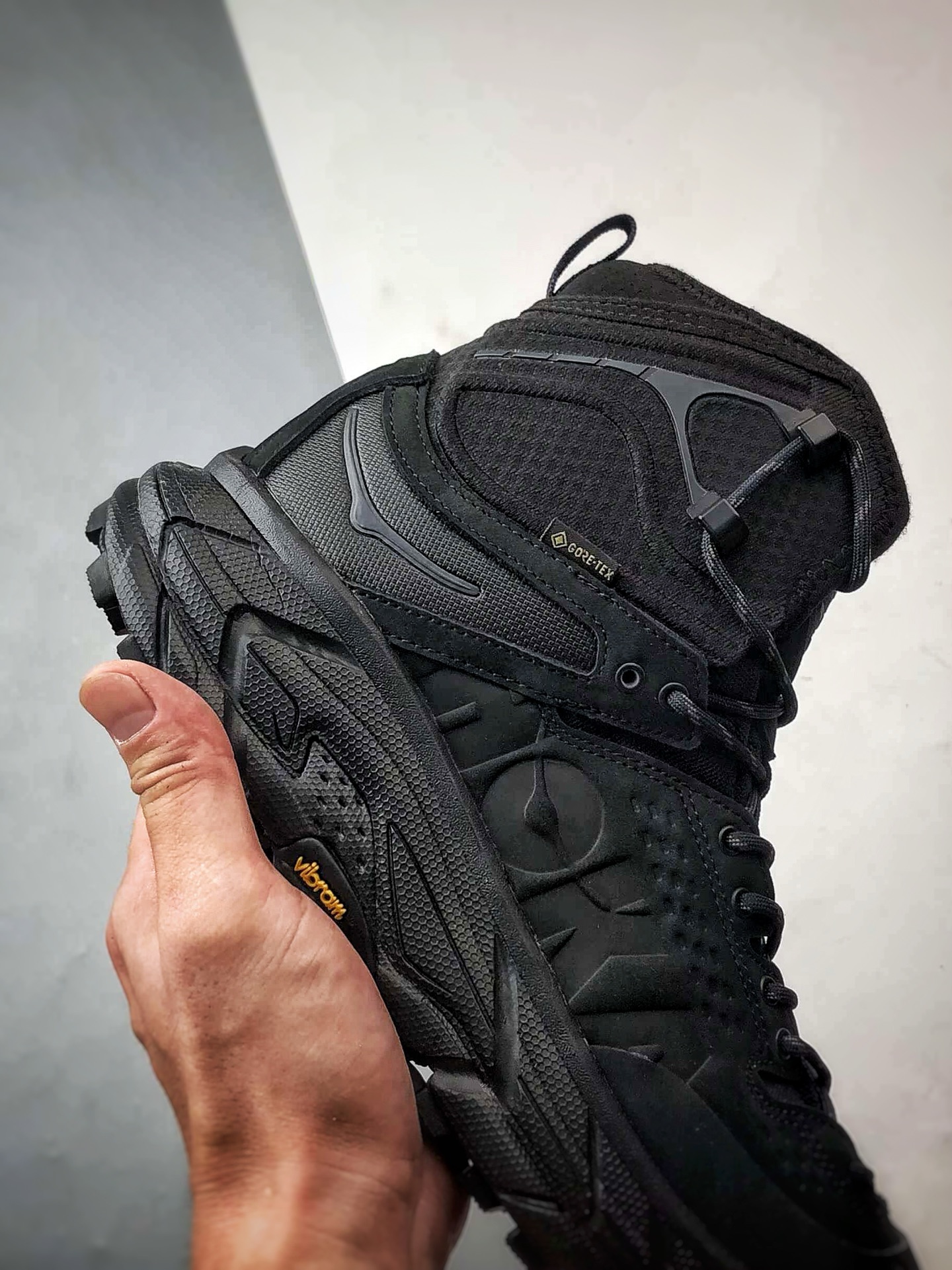 450 Hoka One One Tor Uitra High 黑色 托亚潮流户外高帮越野登山功能鞋 1129958-BBLC