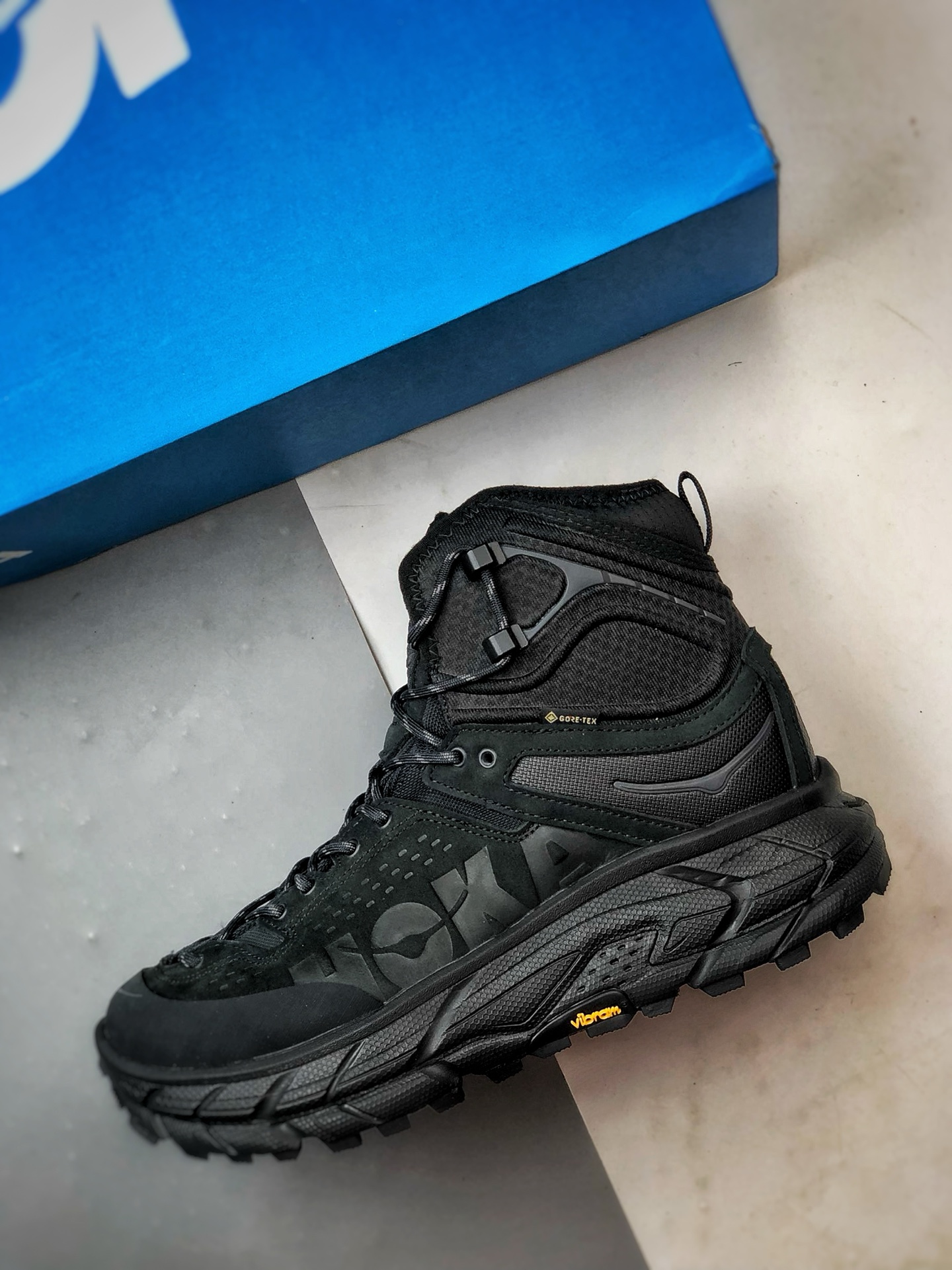 450 Hoka One One Tor Uitra High 黑色 托亚潮流户外高帮越野登山功能鞋 1129958-BBLC