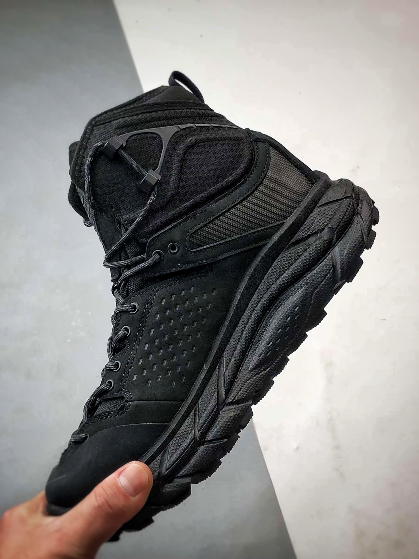 450 Hoka One One Tor Uitra High 黑色 托亚潮流户外高帮越野登山功能鞋 1129958-BBLC