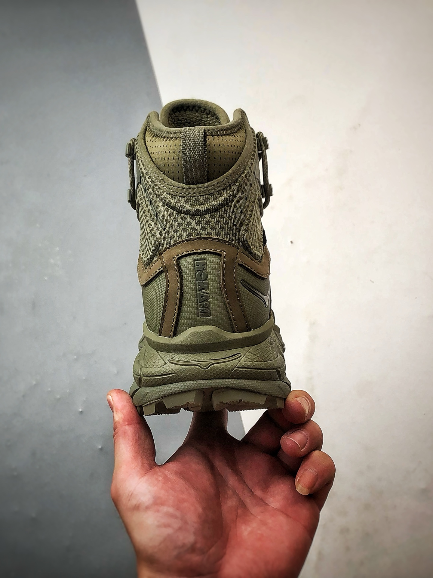 450 Hoka One One Tor Uitra High 棕绿 托亚潮流户外高帮越野登山功能鞋 1129958-BOIG