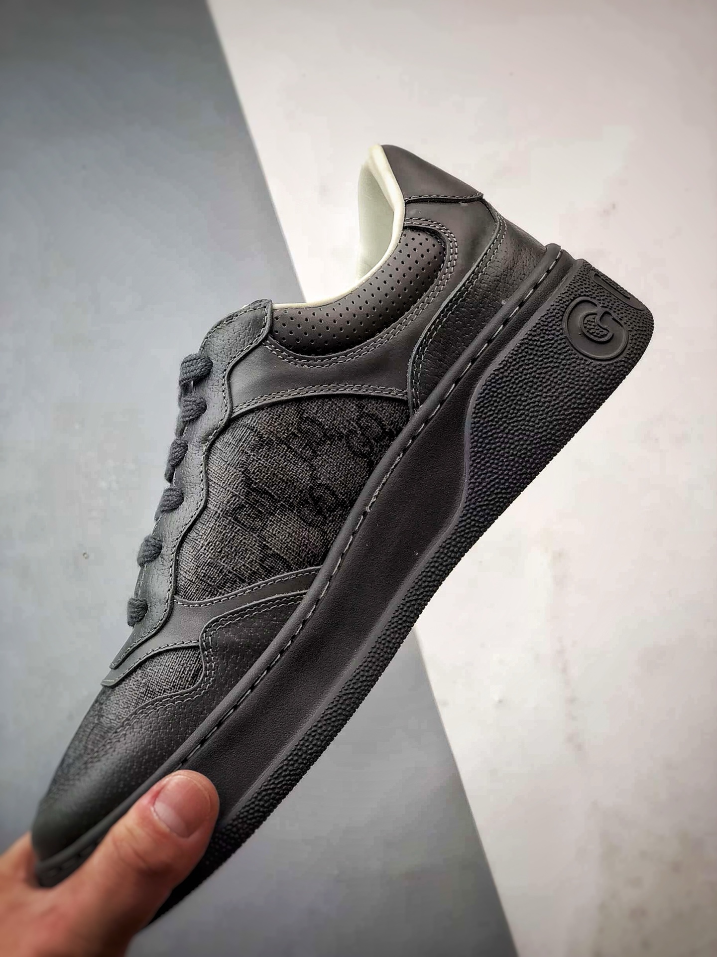 480 G家 Chunky B Sneaker系列 灰黑 低帮厚底增高休闲时尚饼干鞋