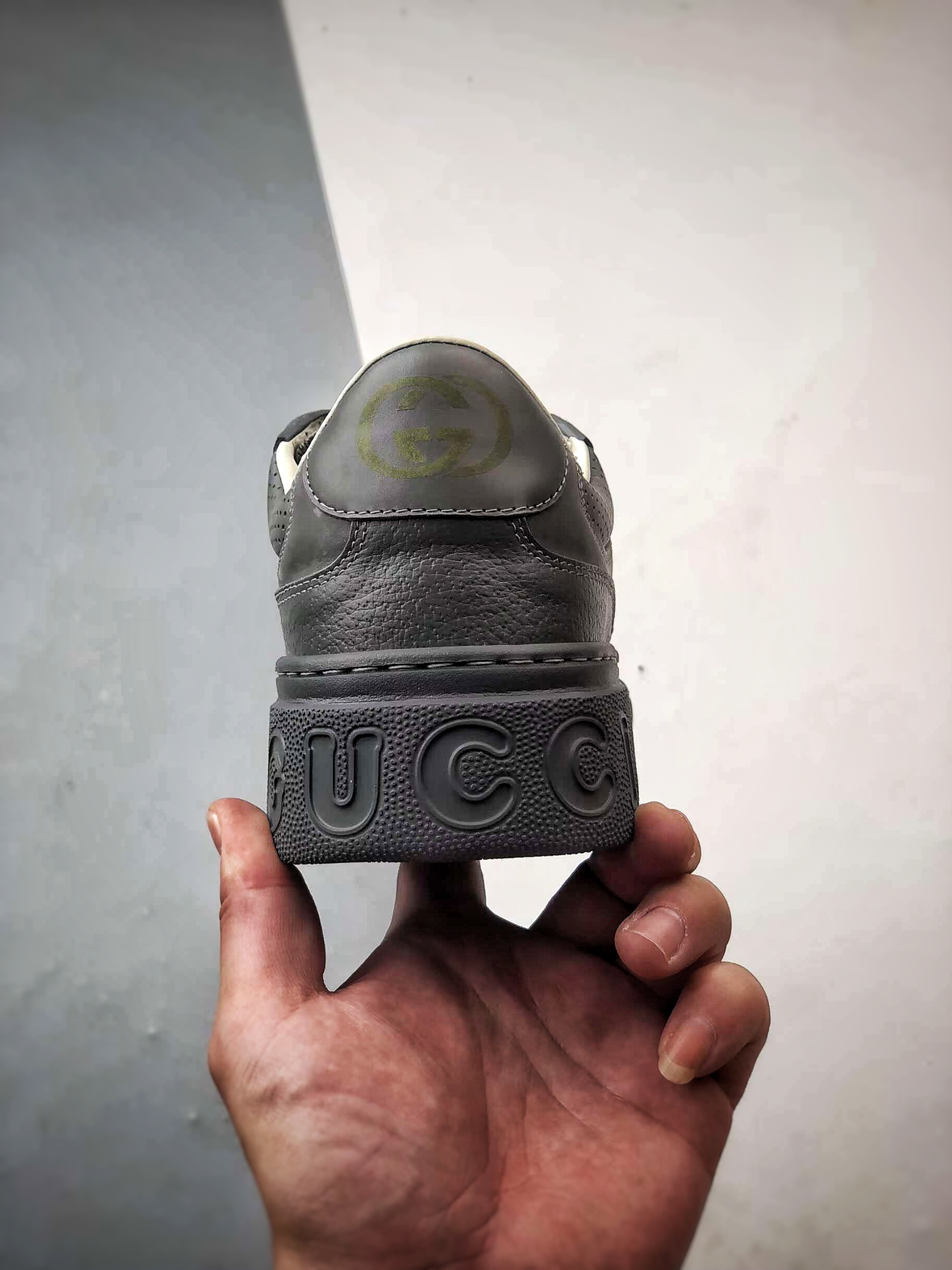 480 G家 Chunky B Sneaker系列 灰黑 低帮厚底增高休闲时尚饼干鞋