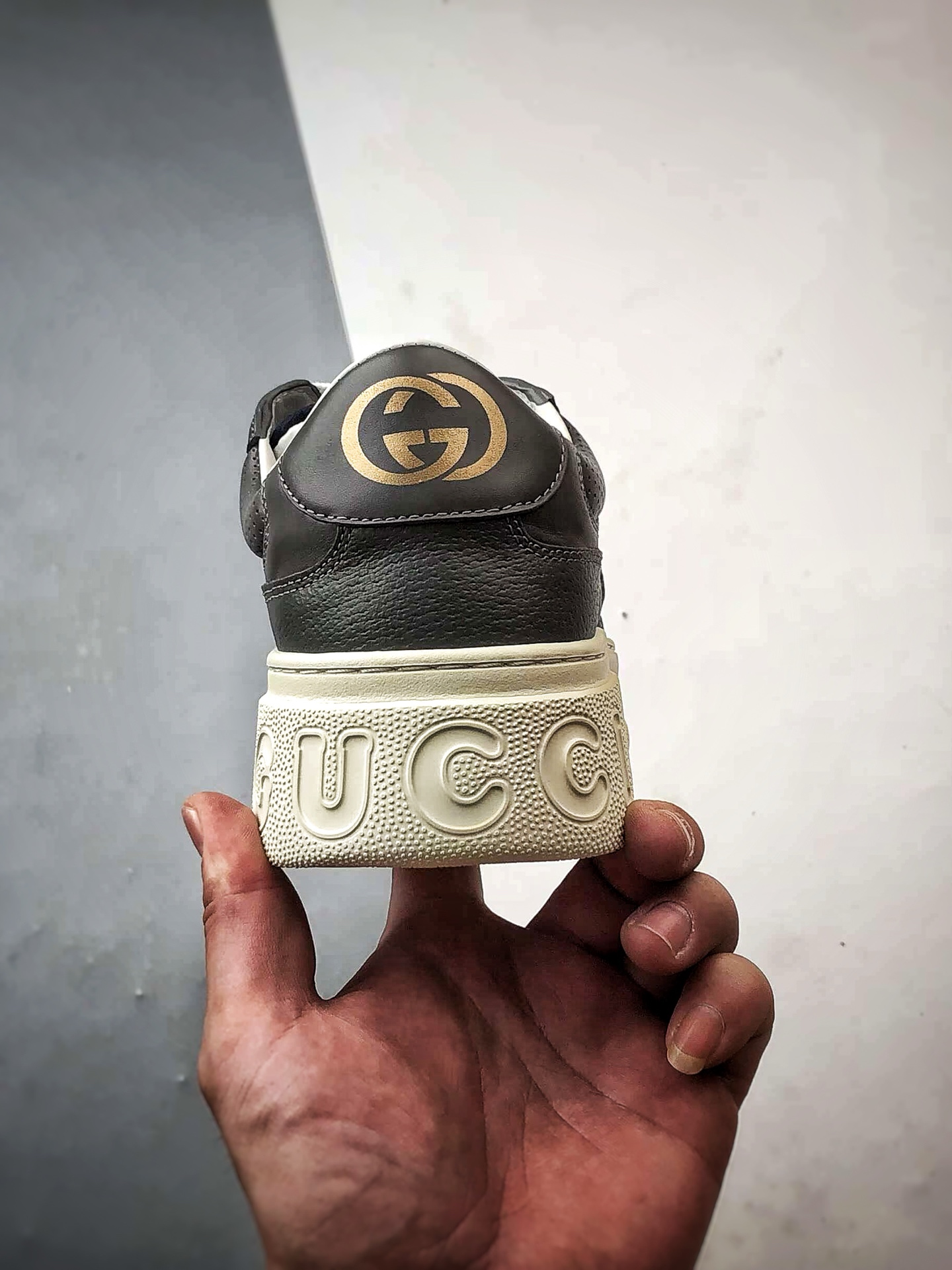 480 Chunky B Sneaker系列 灰色 低帮厚底增高休闲时尚饼干鞋-Chinese UA Cheap High Quatity Brand Clothes Bags handbags Sneakers wholesale wholesaler seller from China Factory suppliers Fashion Clothing Shoes best Quality Beautiful Price 480 Chunky B Sneaker系列 灰色 低帮厚底增高休闲时尚饼干鞋