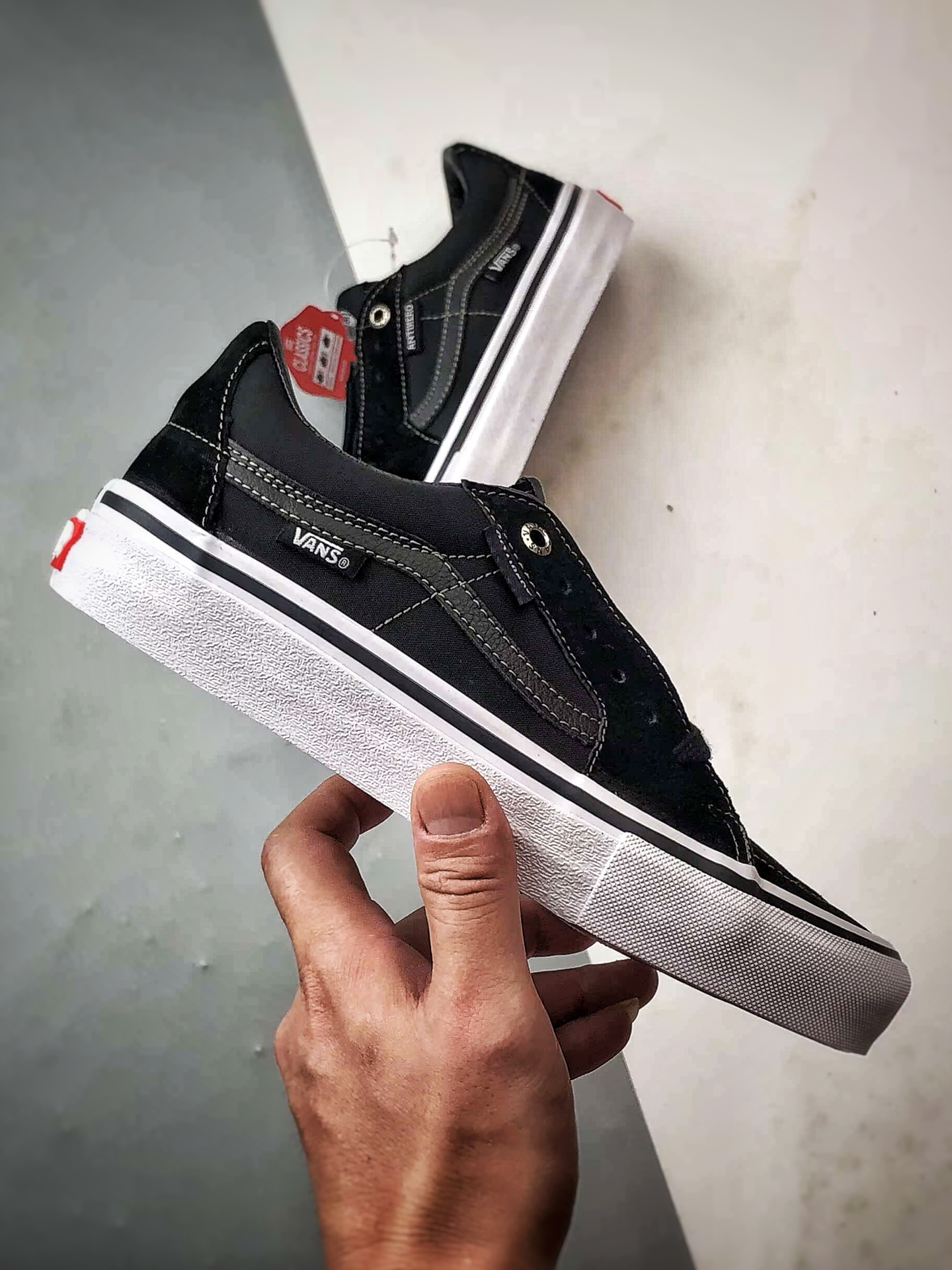 Vans Sk8-Low 和平鸽联名 万斯复古休闲硫化帆布板鞋 VN0A347UVGD1-莆田鞋,莆田鞋货源,高仿鞋,高仿鞋货源,安福档口,莆田高仿鞋,莆田鞋批发,高仿鞋批发,莆田高仿运动鞋,高仿运动鞋,莆田运动鞋 Vans Sk8-Low 和平鸽联名 万斯复古休闲硫化帆布板鞋 VN0A347UVGD1