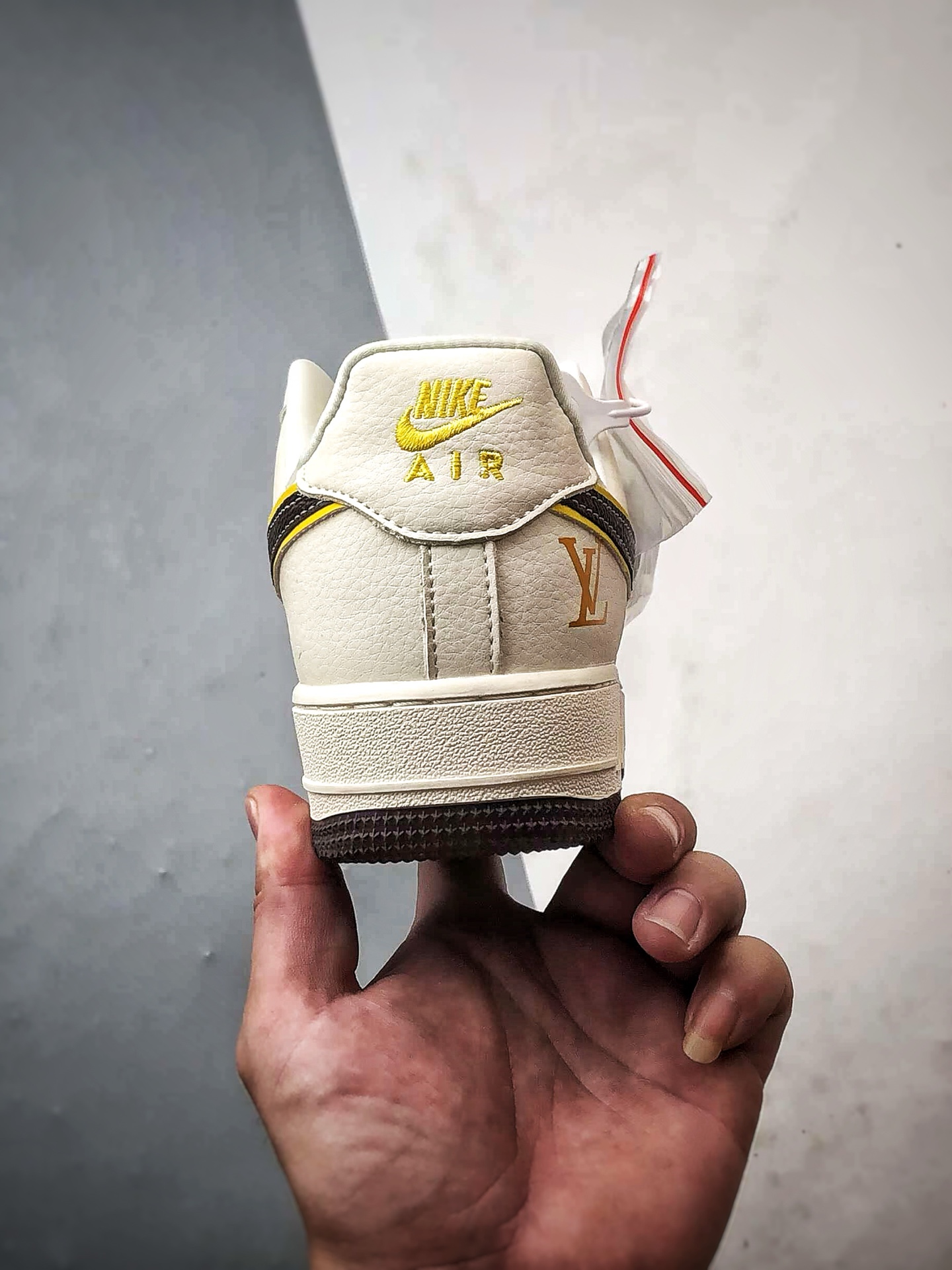 LV x Air Force 1 Low 老花米棕黄 DD1982-302