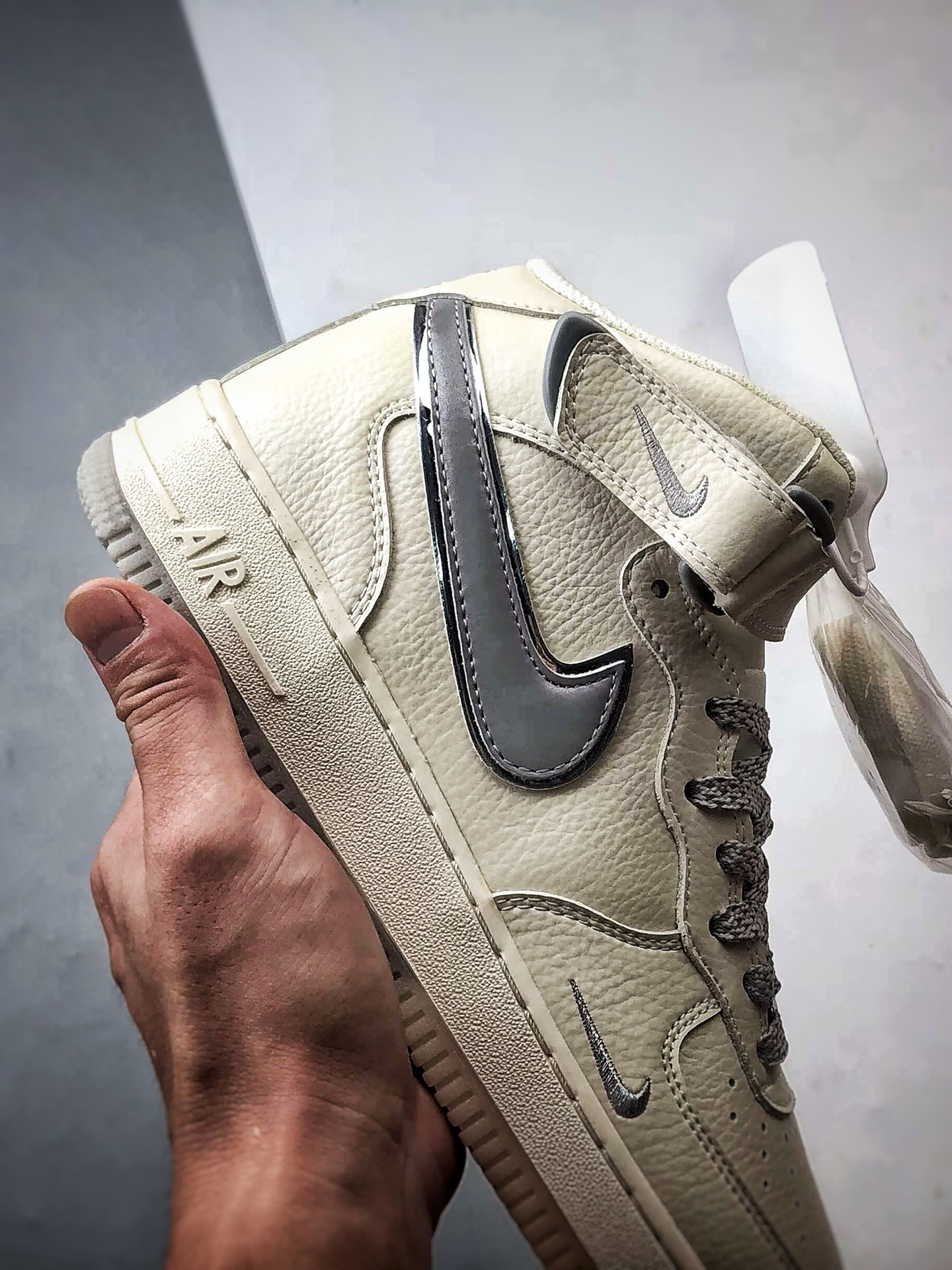 Air Force 1 '07 Mid 米白灰3M XL0236-232