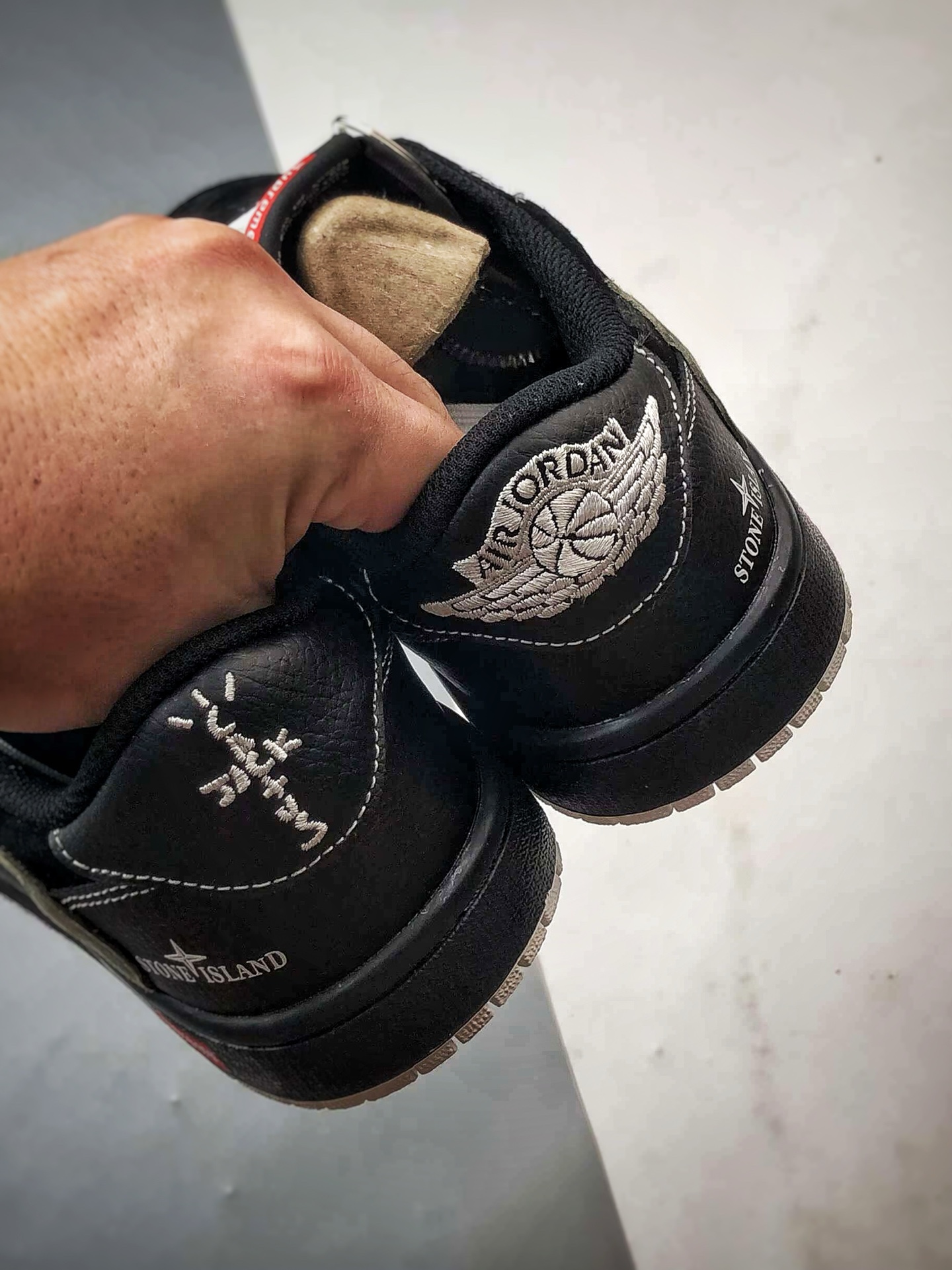 Air Jordan 1 Low ”高端定制” 石头岛Sup黑墨绿倒钩 DZ5899-025