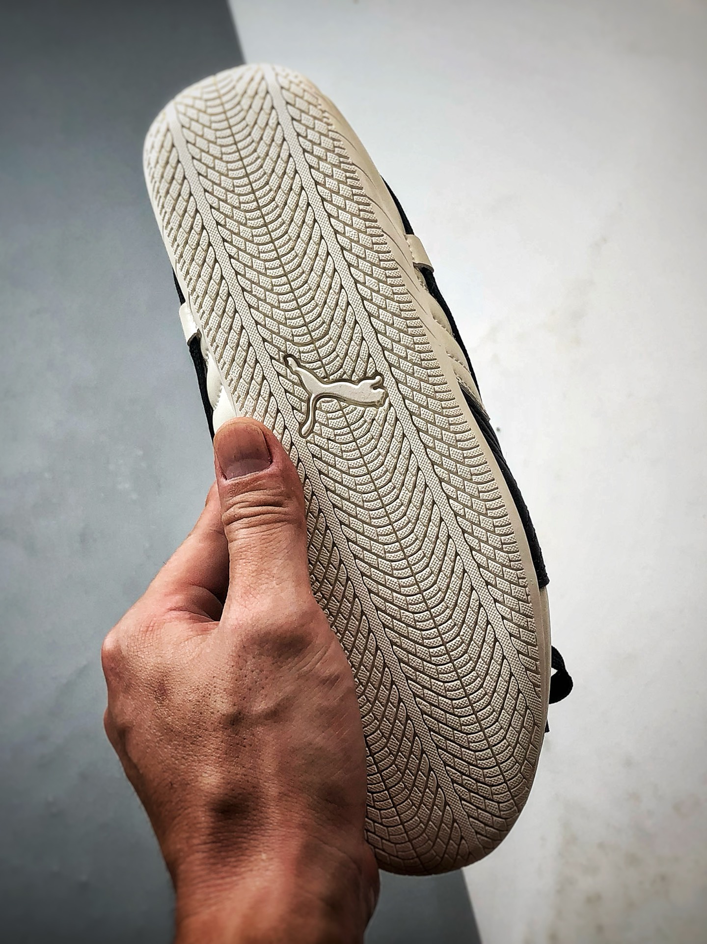 Rose x Puma Speedcet 白黑 彪马薄底德迅复古运动休闲赛车跑鞋 404390-01-莆田鞋,莆田鞋货源,高仿鞋,高仿鞋货源,安福档口,莆田高仿鞋,莆田鞋批发,高仿鞋批发,莆田高仿运动鞋,高仿运动鞋,莆田运动鞋 Rose x Puma Speedcet 白黑 彪马薄底德迅复古运动休闲赛车跑鞋 404390-01