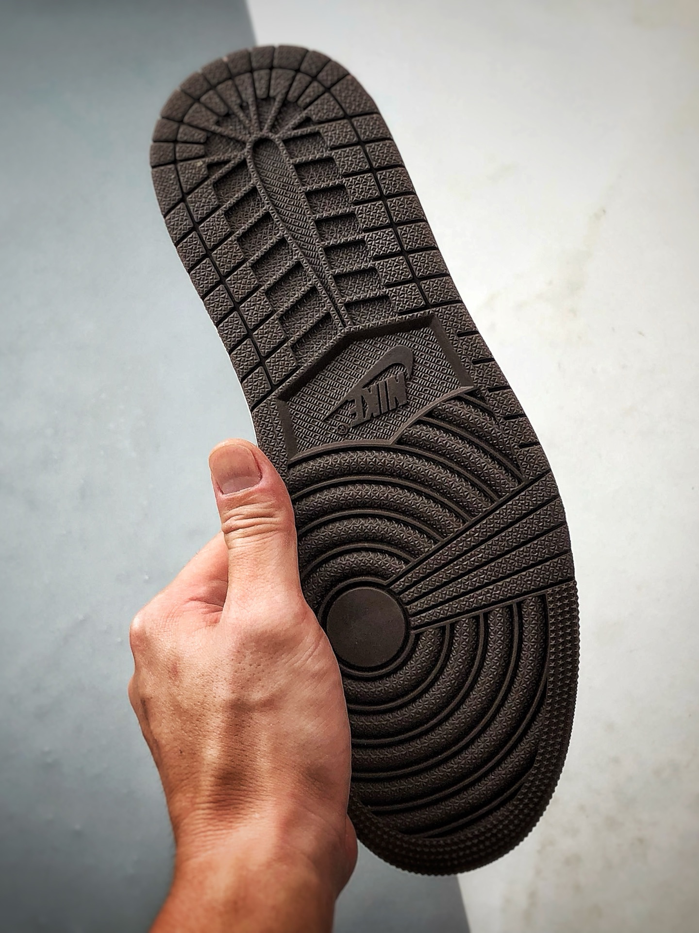 Air Jordan 1 Low ”高端定制” LV老花棕黑棋盘格倒钩 SC0601-051