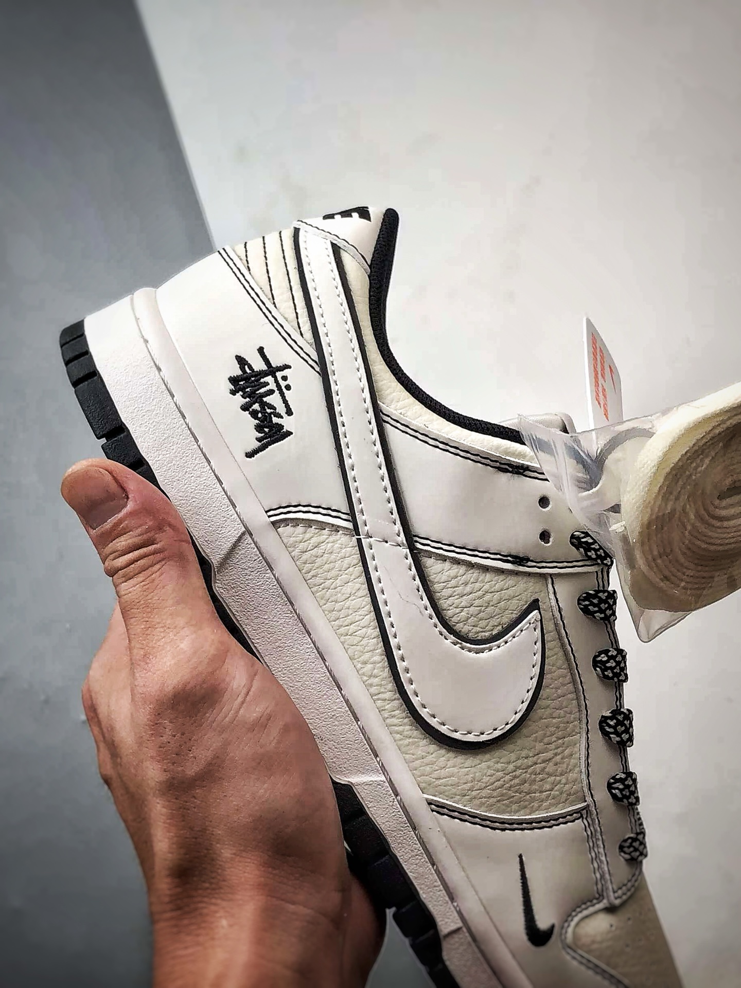 NK Dunk Low Retro ”DIY高端定制” 斯图西白黑小钩 低帮休闲运动板鞋 CS1688-135