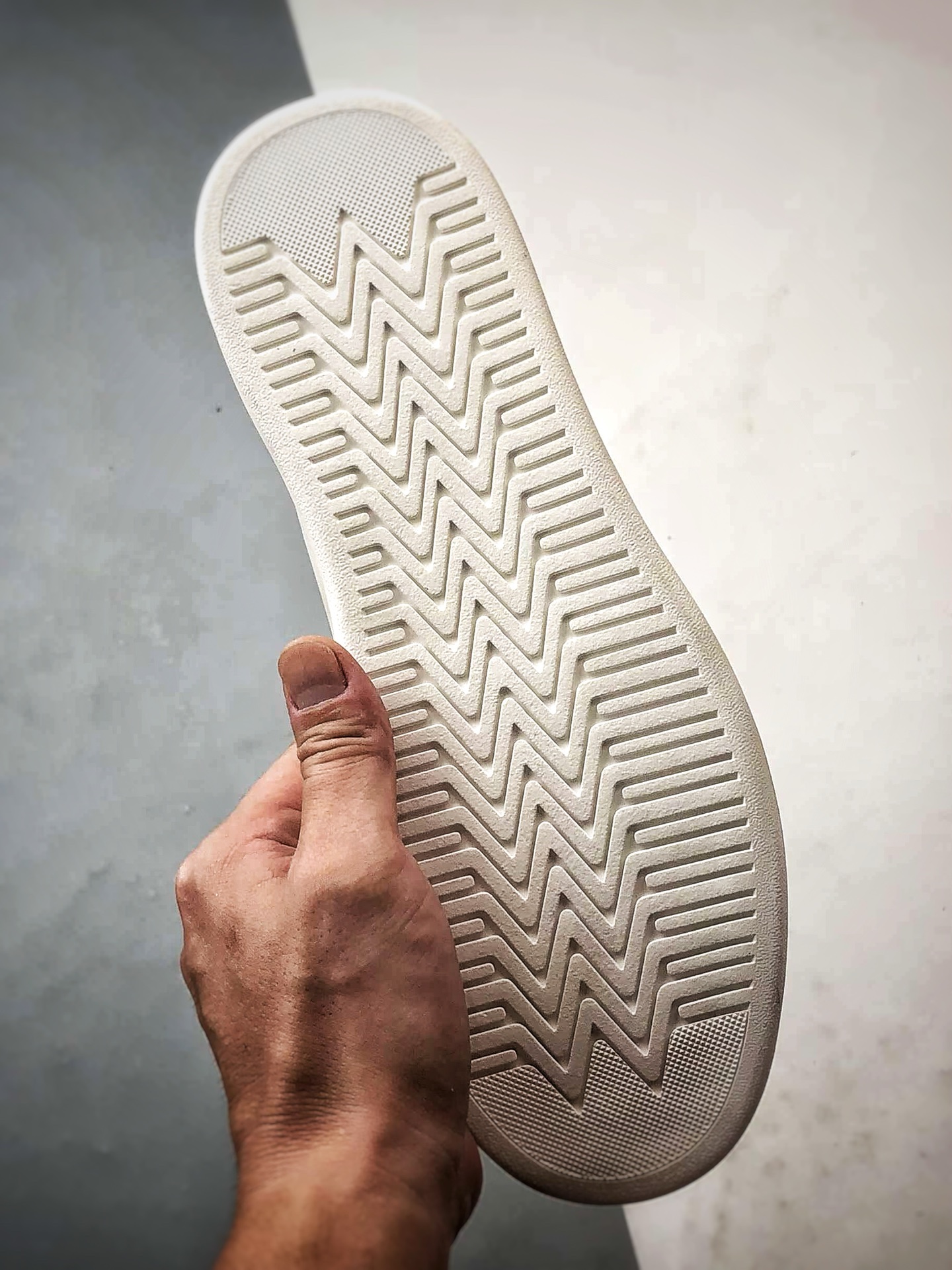 Ecco/爱步 柔酷7号新品 25年新款真皮舒适时尚休闲板鞋 633369-莆田鞋,莆田鞋货源,高仿鞋,高仿鞋货源,安福档口,莆田高仿鞋,莆田鞋批发,高仿鞋批发,莆田高仿运动鞋,高仿运动鞋,莆田运动鞋 Ecco/爱步 柔酷7号新品 25年新款真皮舒适时尚休闲板鞋 633369