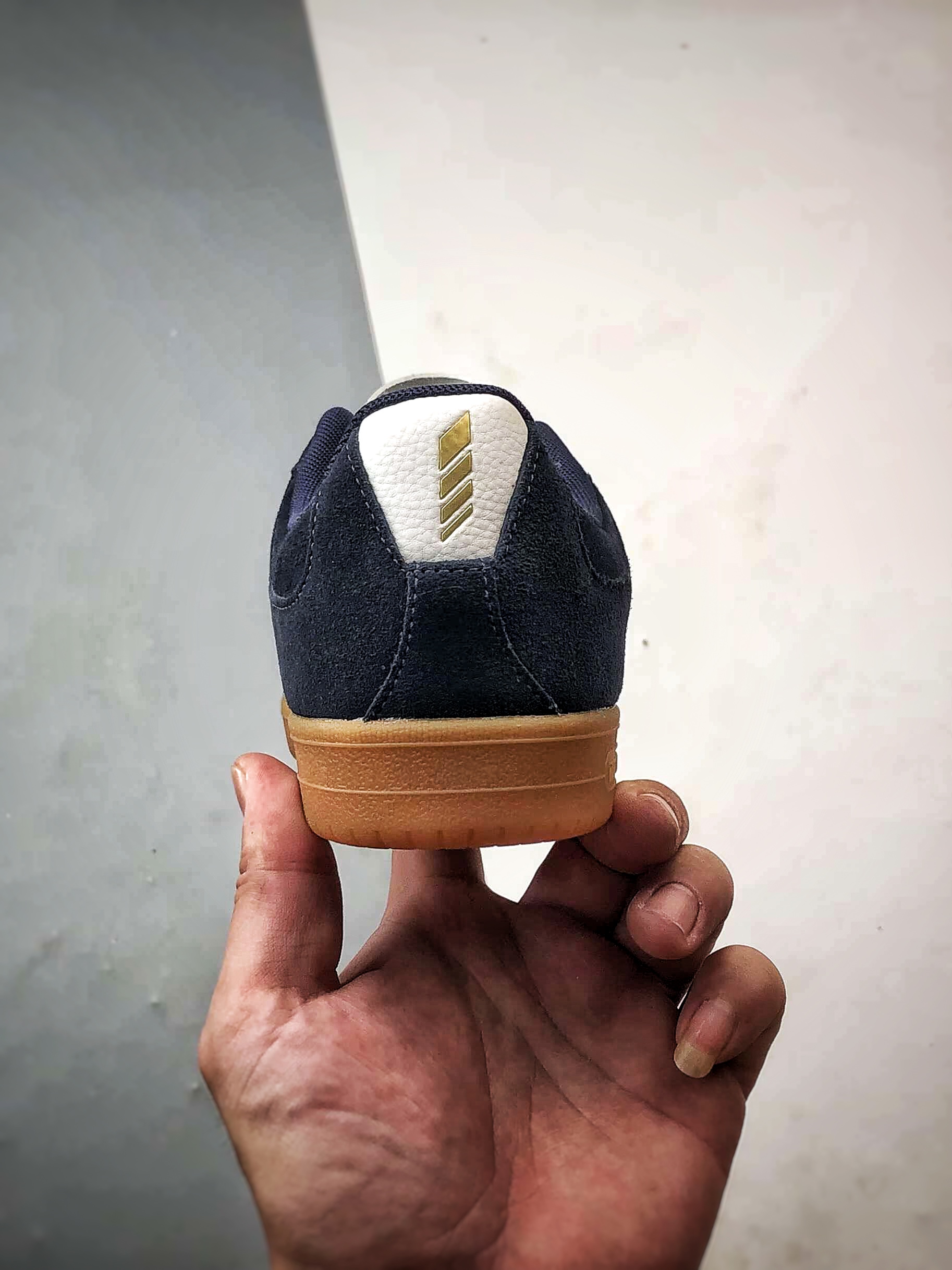 迪桑特Descente Sport Style 深蓝色 舒适薄底生活休闲板鞋