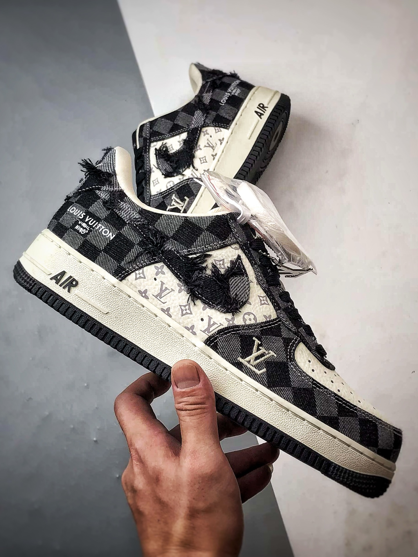 LV x Air Force 1 Low 黑灰牛仔棋盘格 YF9511-817