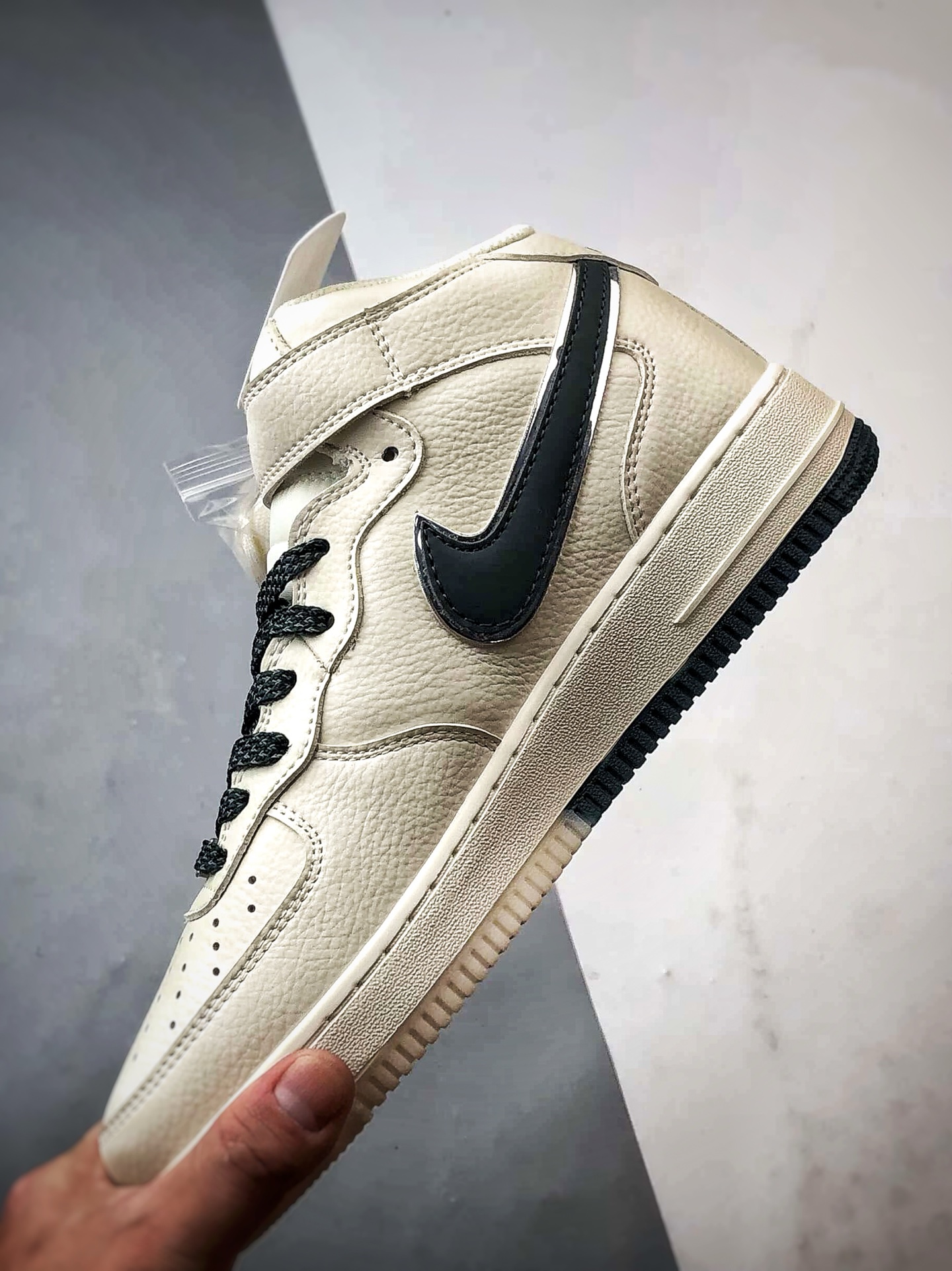 Air Force 1 '07 Mid 米白绿3M XL0236-235