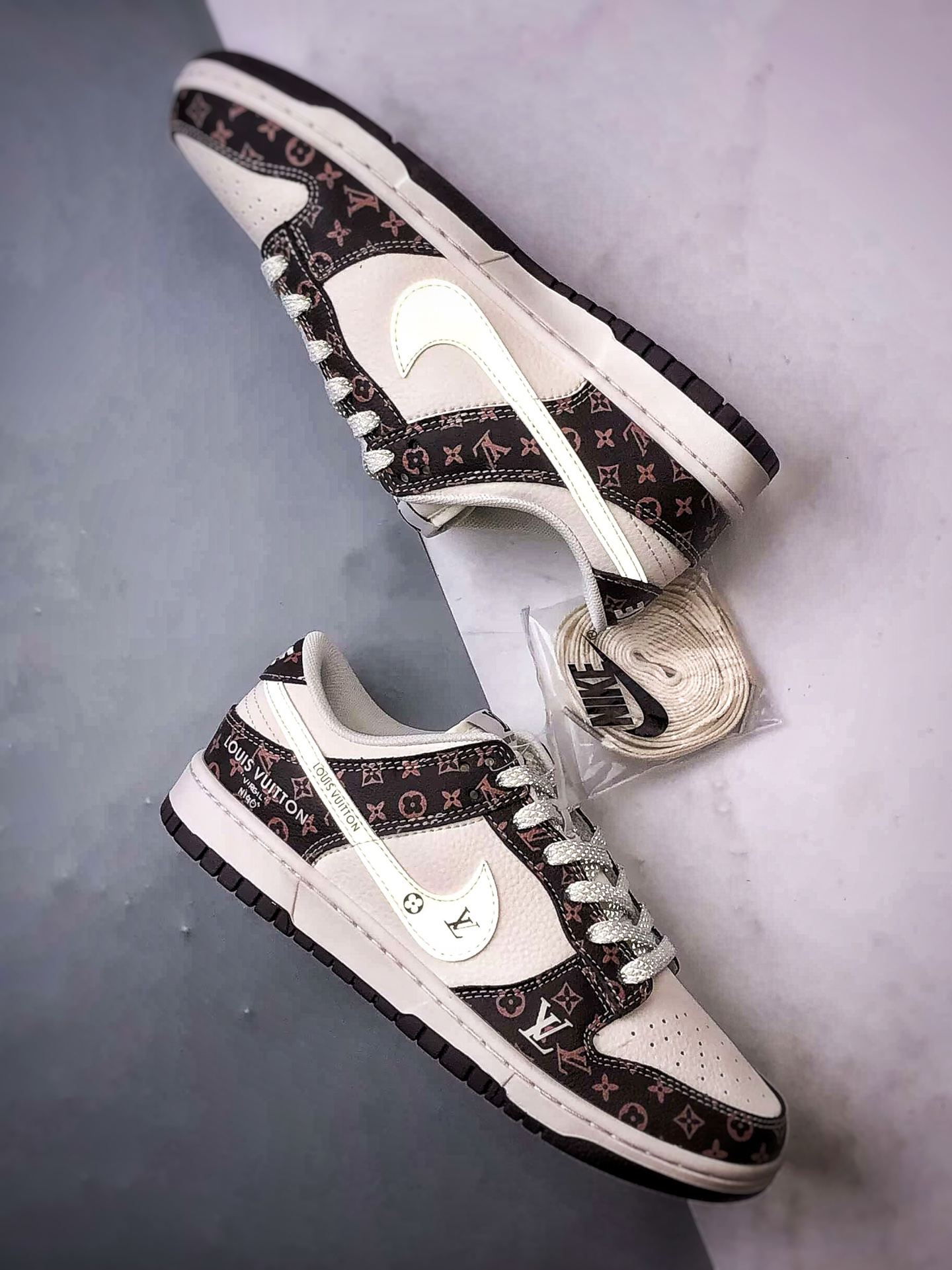 NK Dunk Low Retro ”DIY高端定制” LV老花米白棕 低帮休闲运动板鞋 CX5050-Y05