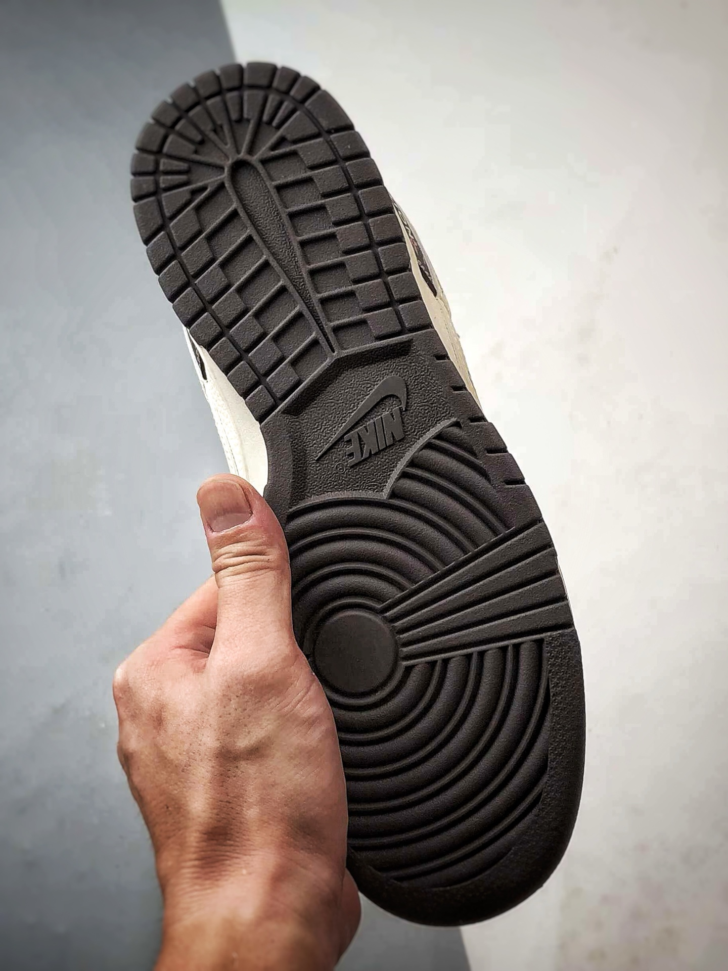 NK Dunk Low Retro ”DIY高端定制” LV老花米白棕 低帮休闲运动板鞋 CX5050-Y05