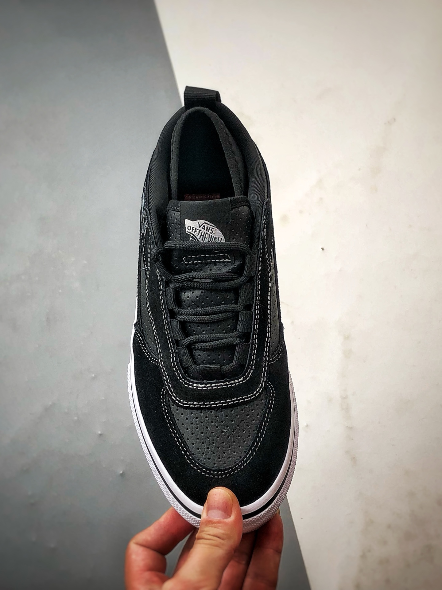 PALACE x Vans Half Cab 黑白 舒适百搭轻便滑板鞋 VN0007QXBA21