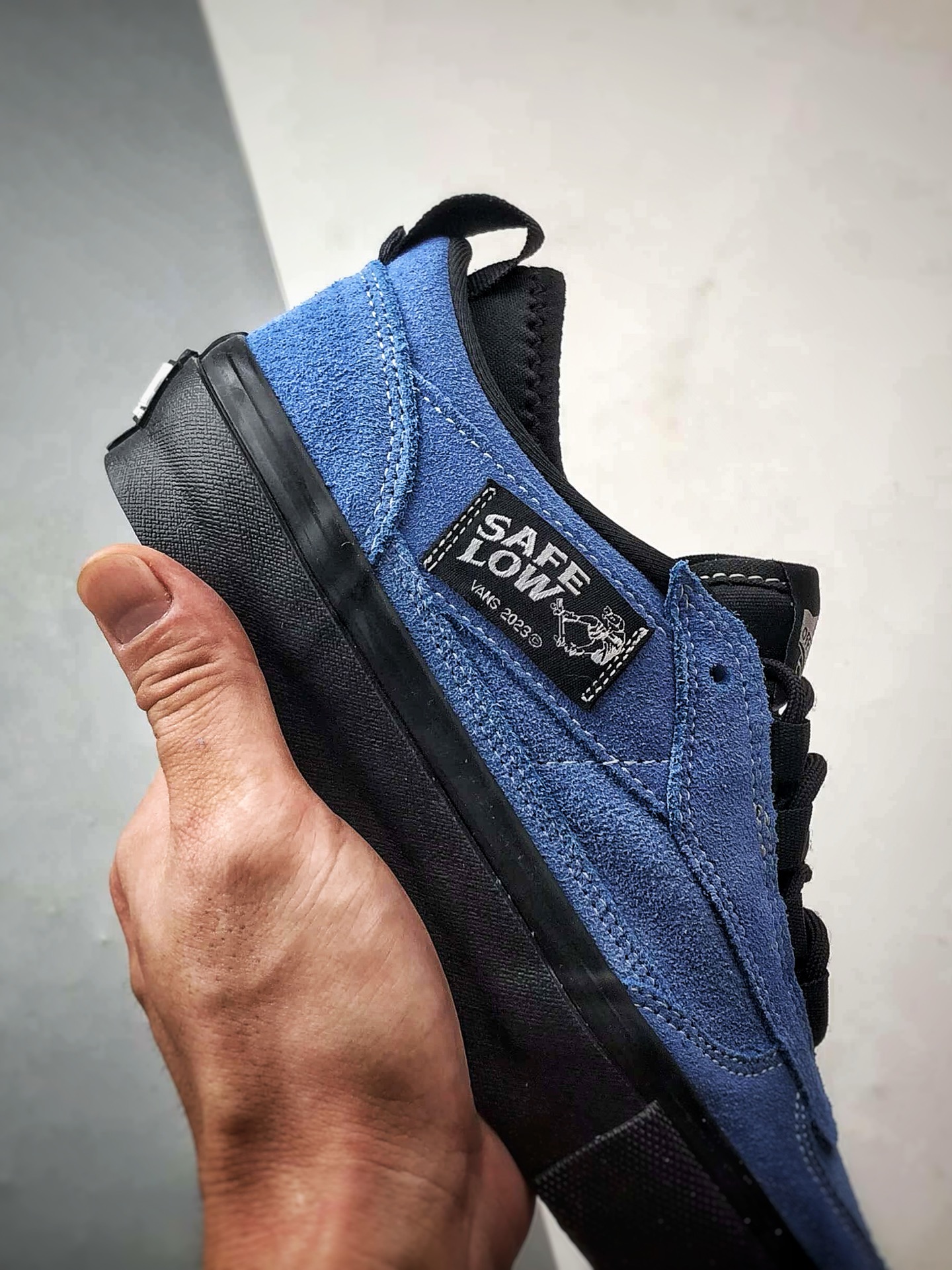 Vans Safe BRADY 蓝黑 官方新款 轻便舒适百搭滑板鞋 VN000E23CQ0